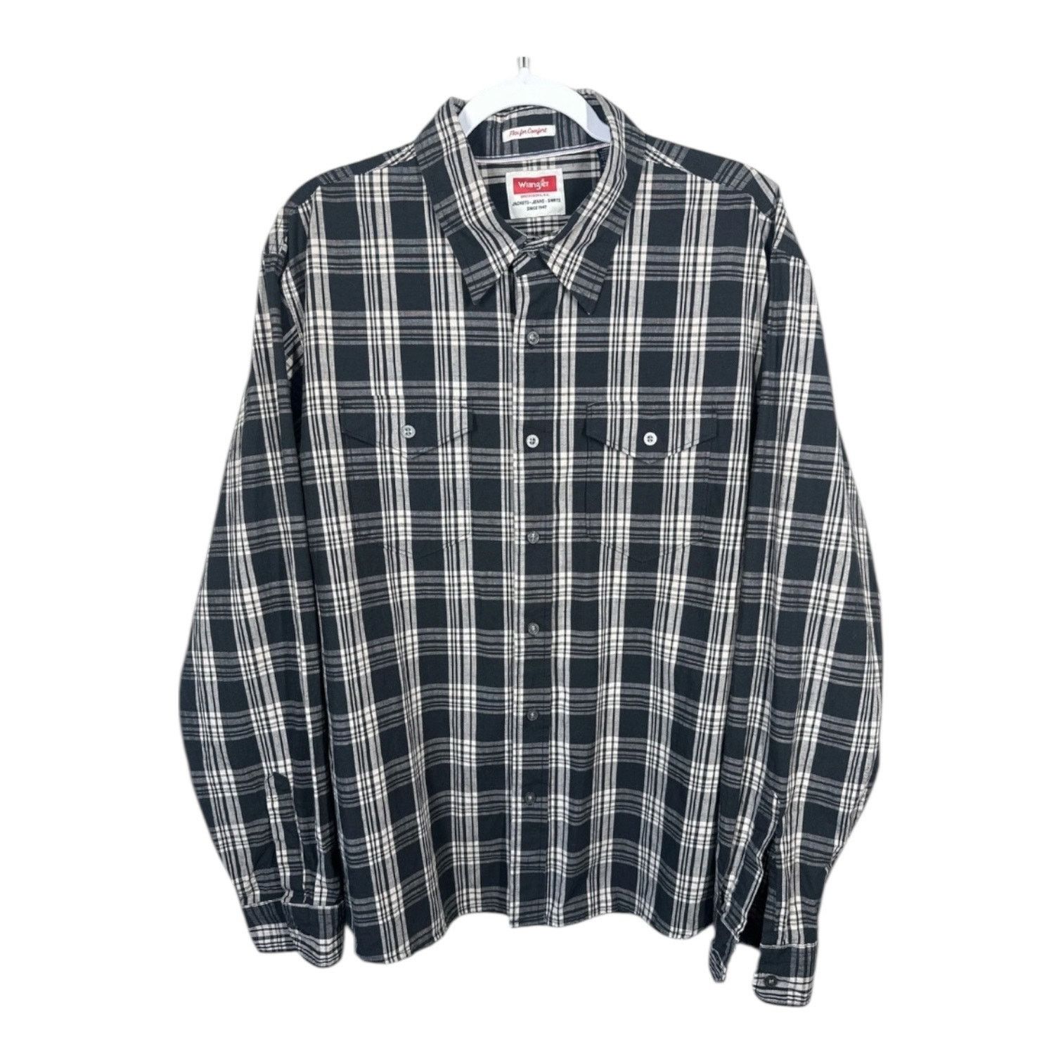 Wrangler Wrangler Mens Black & White Button Down Size XL Size US XL / EU 56 / 4 - 1 Thumbnail