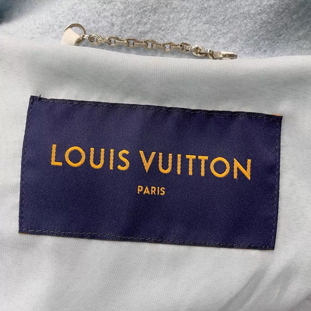 Louis Vuitton Lv color blocked blue crewneck sweatshirt size 50 Size US M / EU 48-50 / 2 - 5 Thumbnail