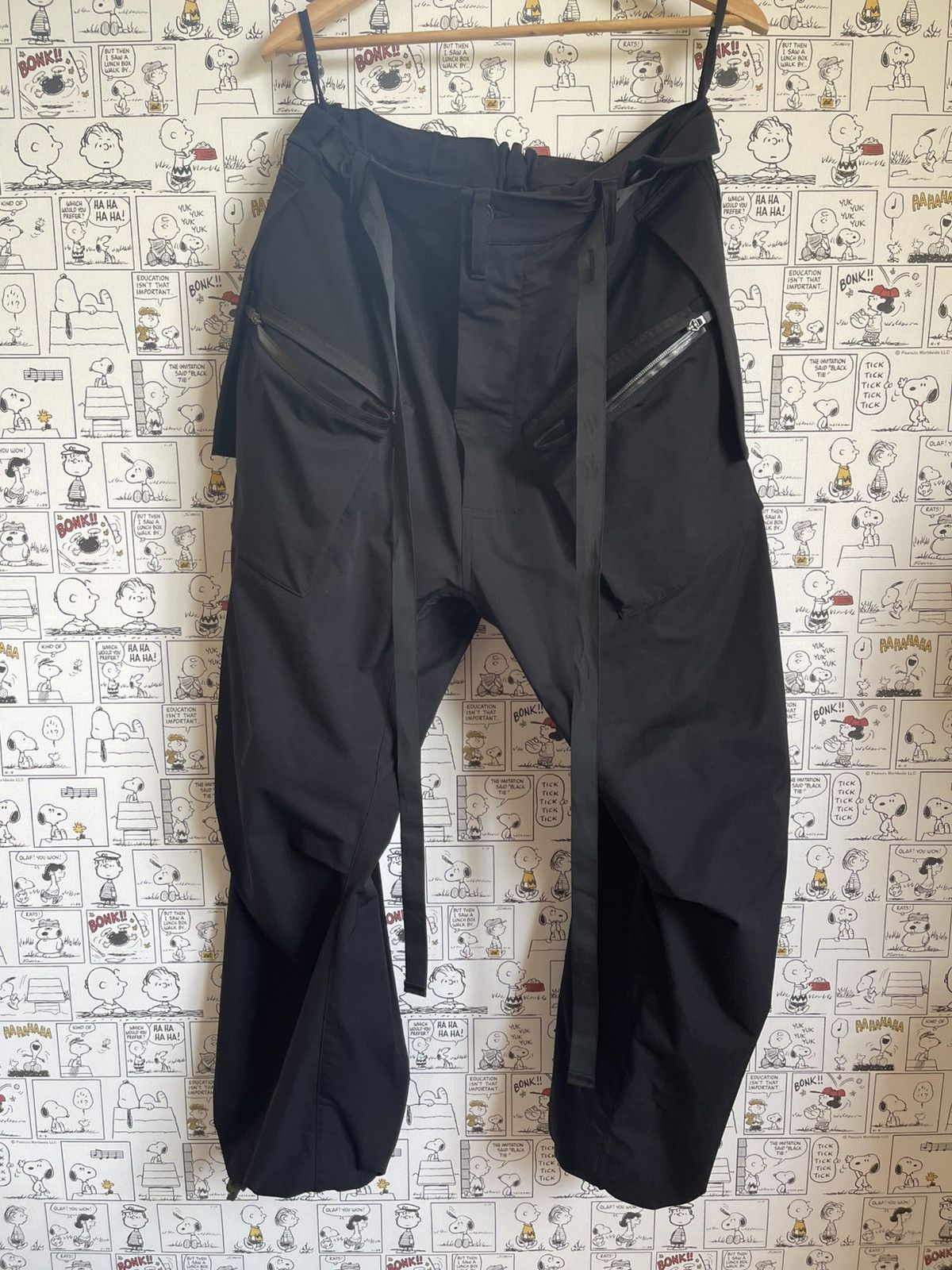 Acronym P46A-DS Size US 34 / EU 50 - 1 Thumbnail