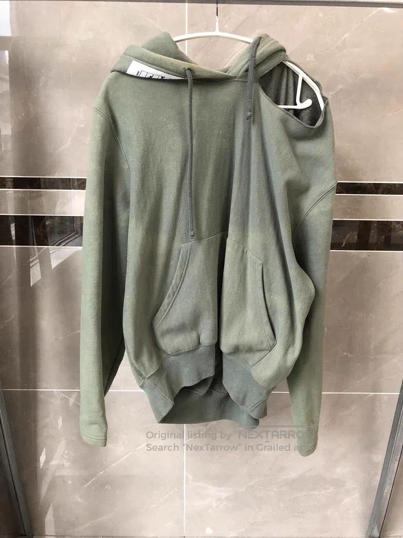 Vetements Hooded sweatshirt