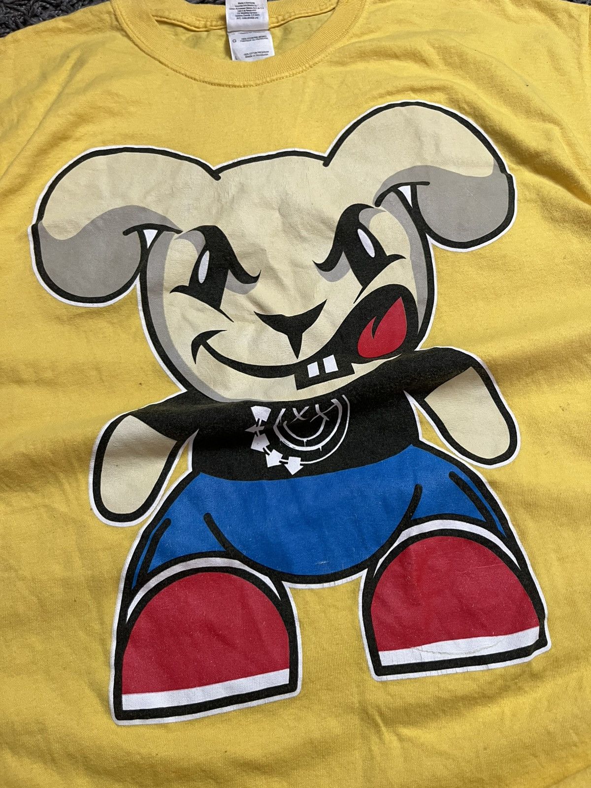Band Tees Blink-182 Pop Punk Band Tee Yellow Bunny Logo Size L Size US L / EU 52-54 / 3 - 3 Thumbnail