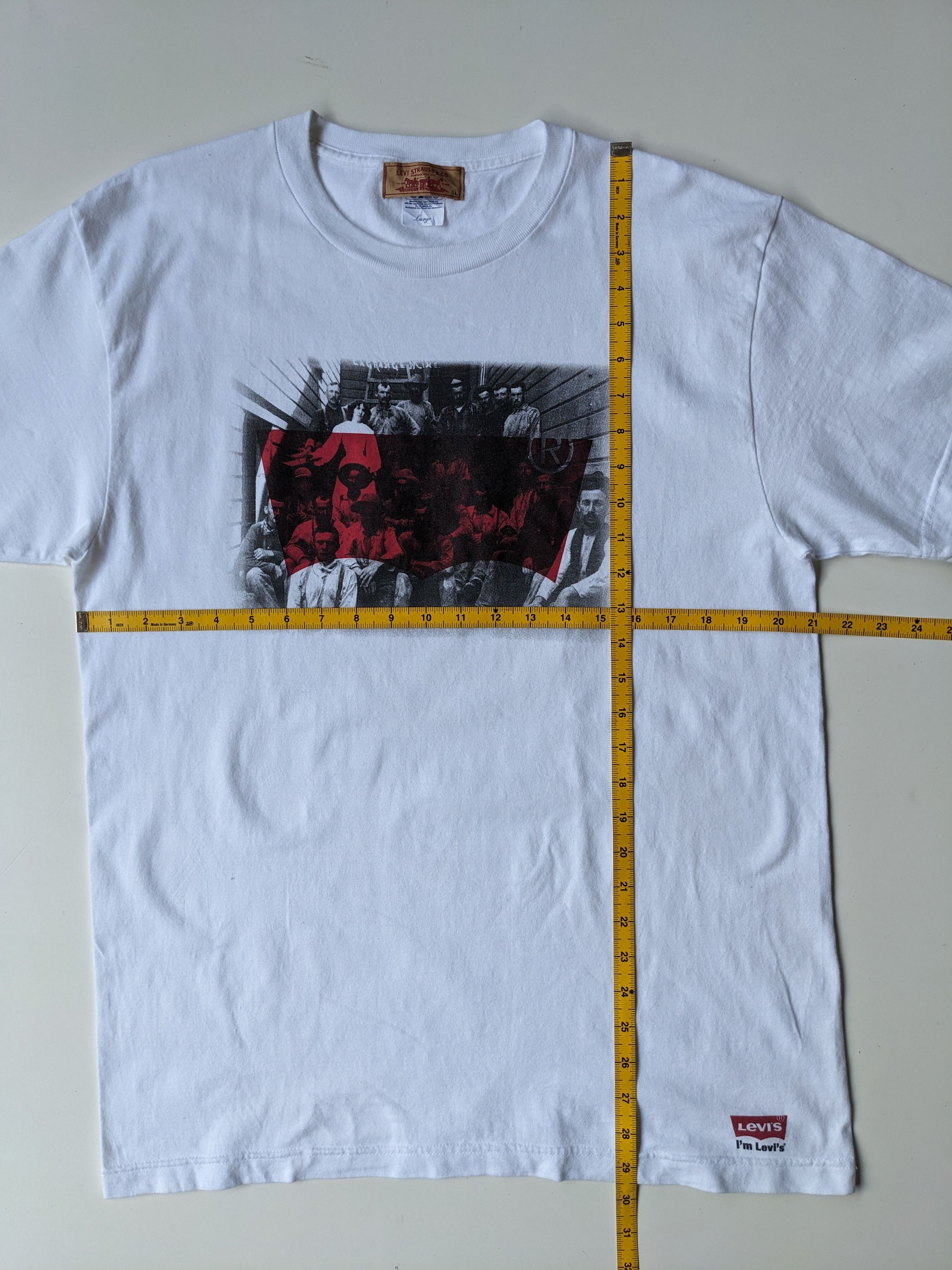 Levi's Vintage Clothing Vintage Levi's photo print batwing logo Size US L / EU 52-54 / 3 - 5 Thumbnail