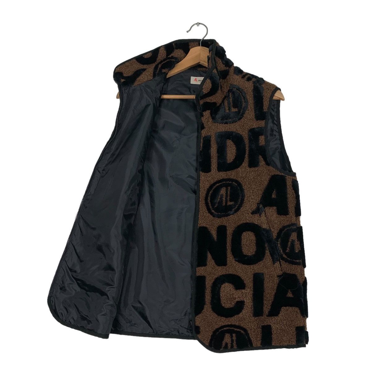 Andreluciano ANDRELUCIANO Big Logo Fleece Vest #0656-C30 Size US M / EU 48-50 / 2 - 9 Thumbnail