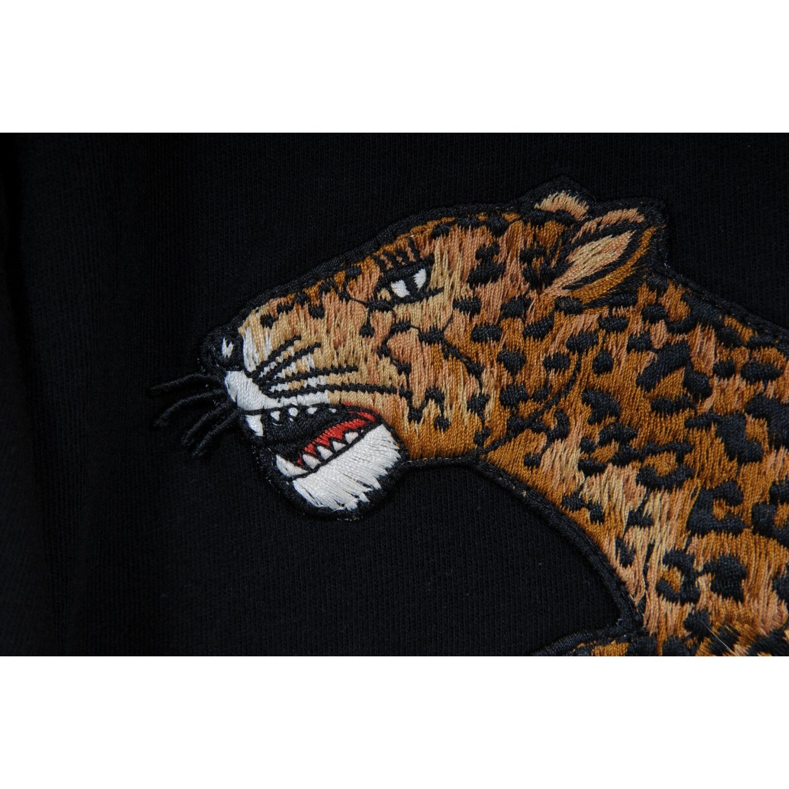 Gucci Embroidered Leopard Logo T Shirt Black Size US M / EU 48-50 / 2 - 6 Thumbnail