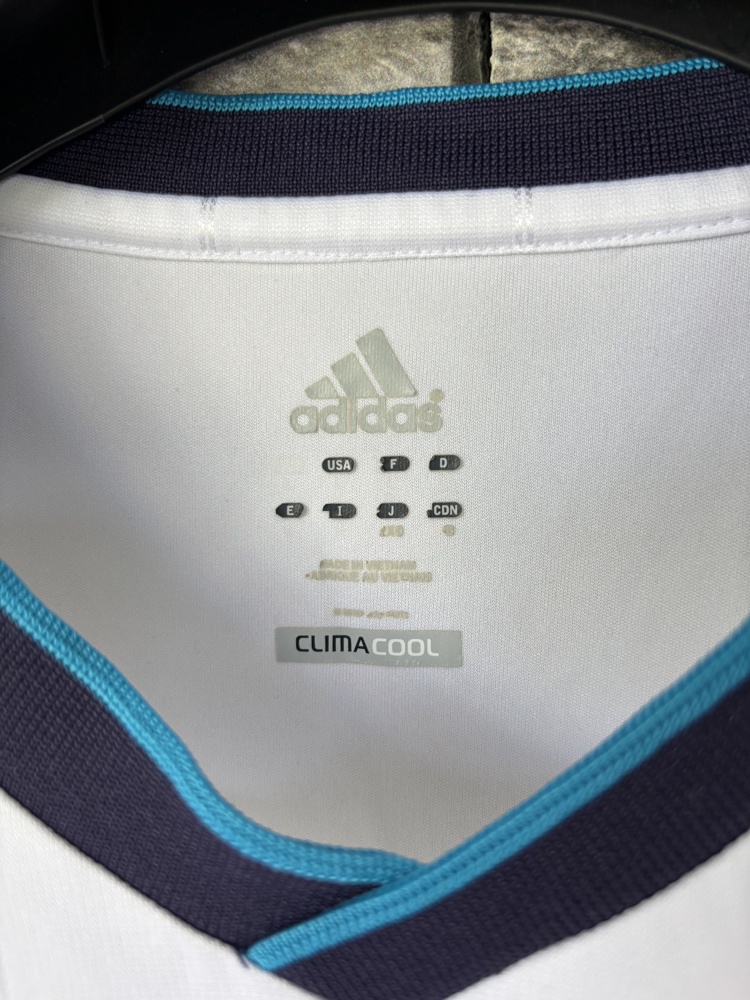 Adidas Real Madrid 2012/13 Home Shirt | L | Official | adidas Size US L / EU 52-54 / 3 - 6 Thumbnail