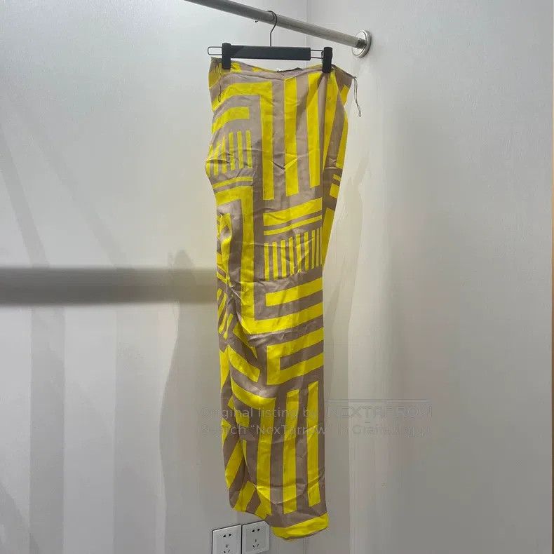 Fendi Fendi Logo Printed Elastic Waist Straight Skirt Size 26" / US 2 / IT 38 - 5 Thumbnail