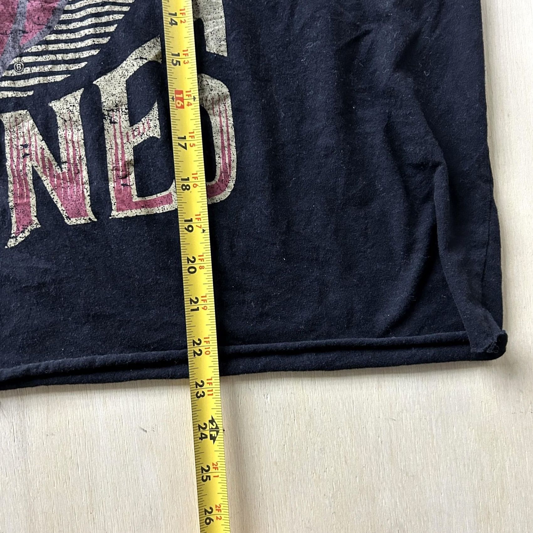 Vintage VINTAGE Rolling Stones Shirt Womens XL Black Cropped Slit Sleeve Band Rock Tee T-Shirt Size XL / US 12-14 / IT 48-50 - 4 Thumbnail