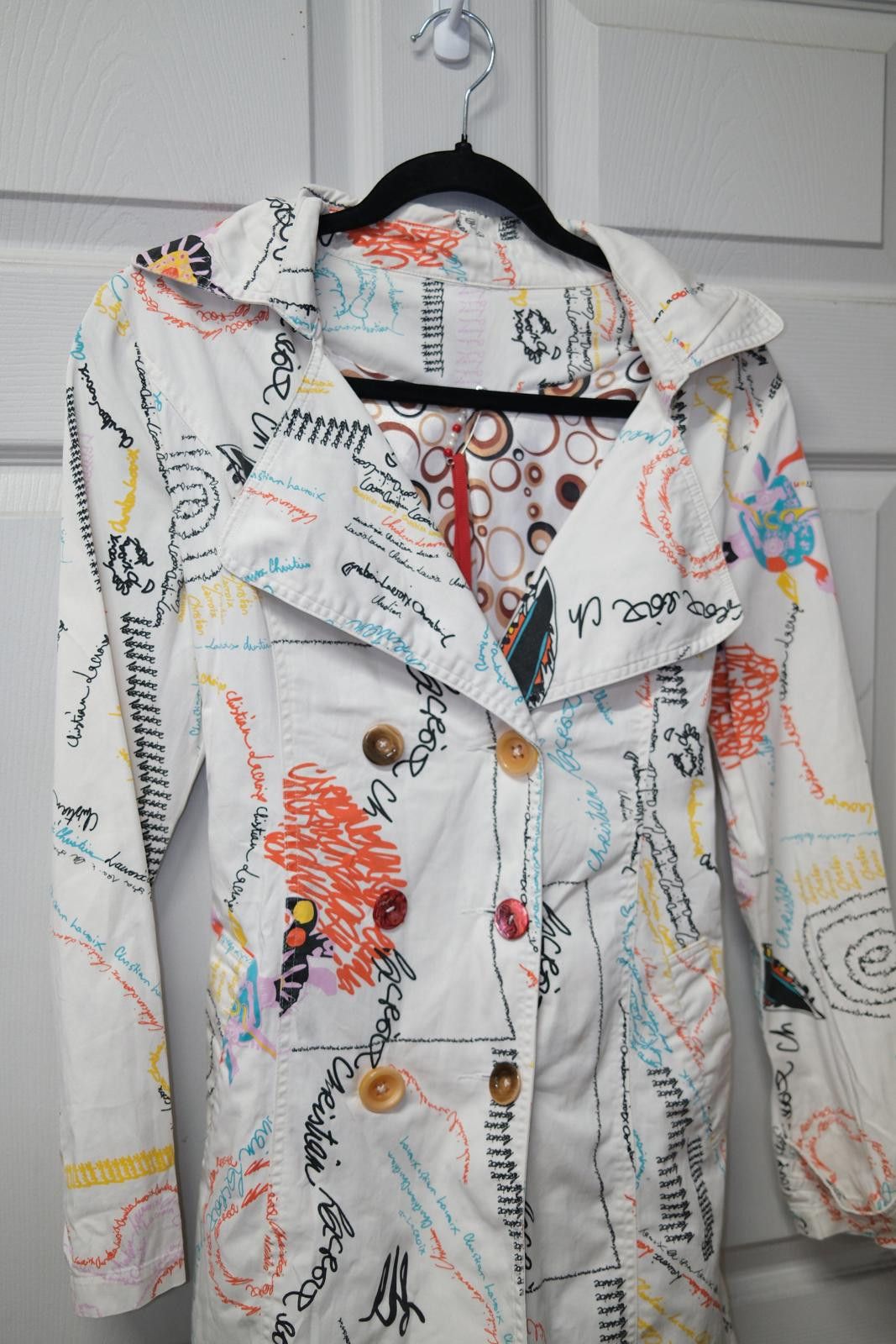Christian Lacroix 00's Christian Lacroix Text Abstract AOP Mac Coat Size M / US 6-8 / IT 42-44 - 3 Thumbnail