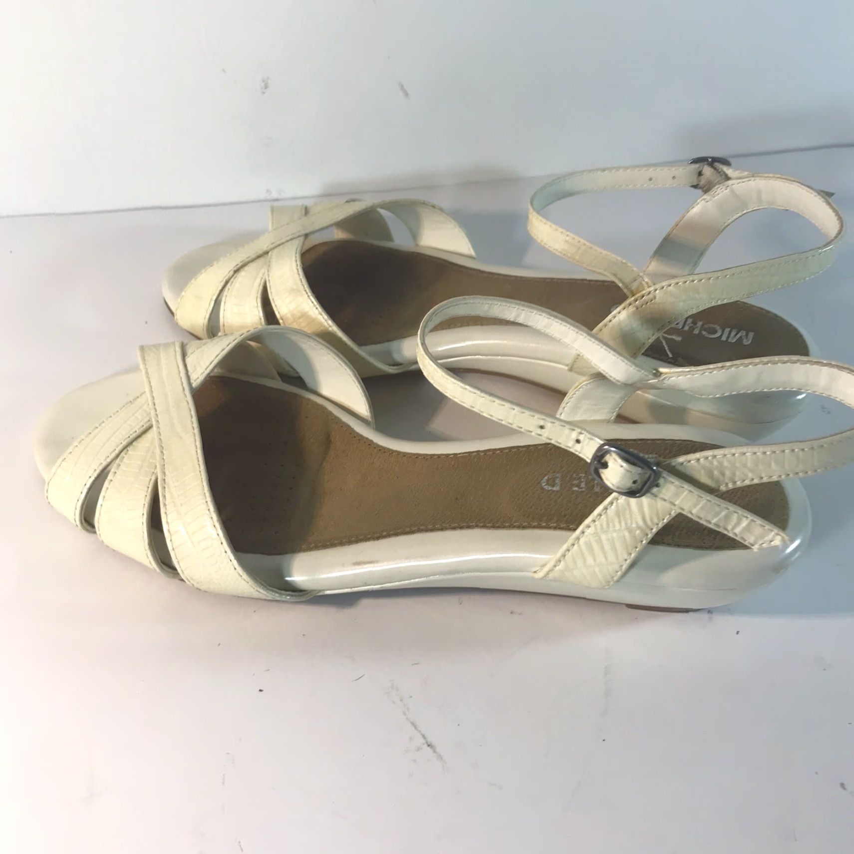 Vintage MICHELLE D Leather Wedges Open Toe Ivory Size 9.5M Womens Strappy 1in Platform Size US 9.5 / IT 39.5 - 2 Thumbnail