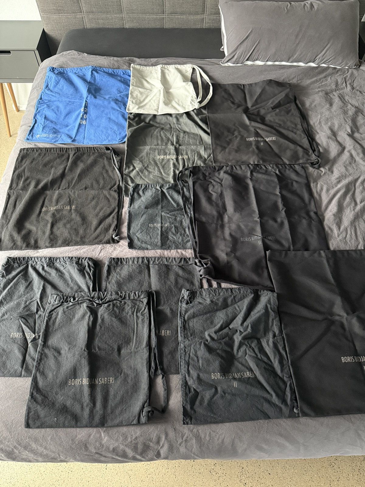 11 By Boris Bidjan Saberi × Boris Bidjan Saberi BBS garment bags / dust bags (various sizes) 12 pcs Size ONE SIZE - 1 Thumbnail