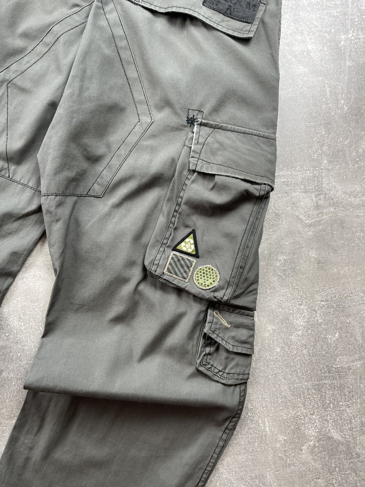 Volcom Volcom Cargo Pants Green Utility Workwear Y2K Outdoor Skater Size US 31 - 4 Thumbnail