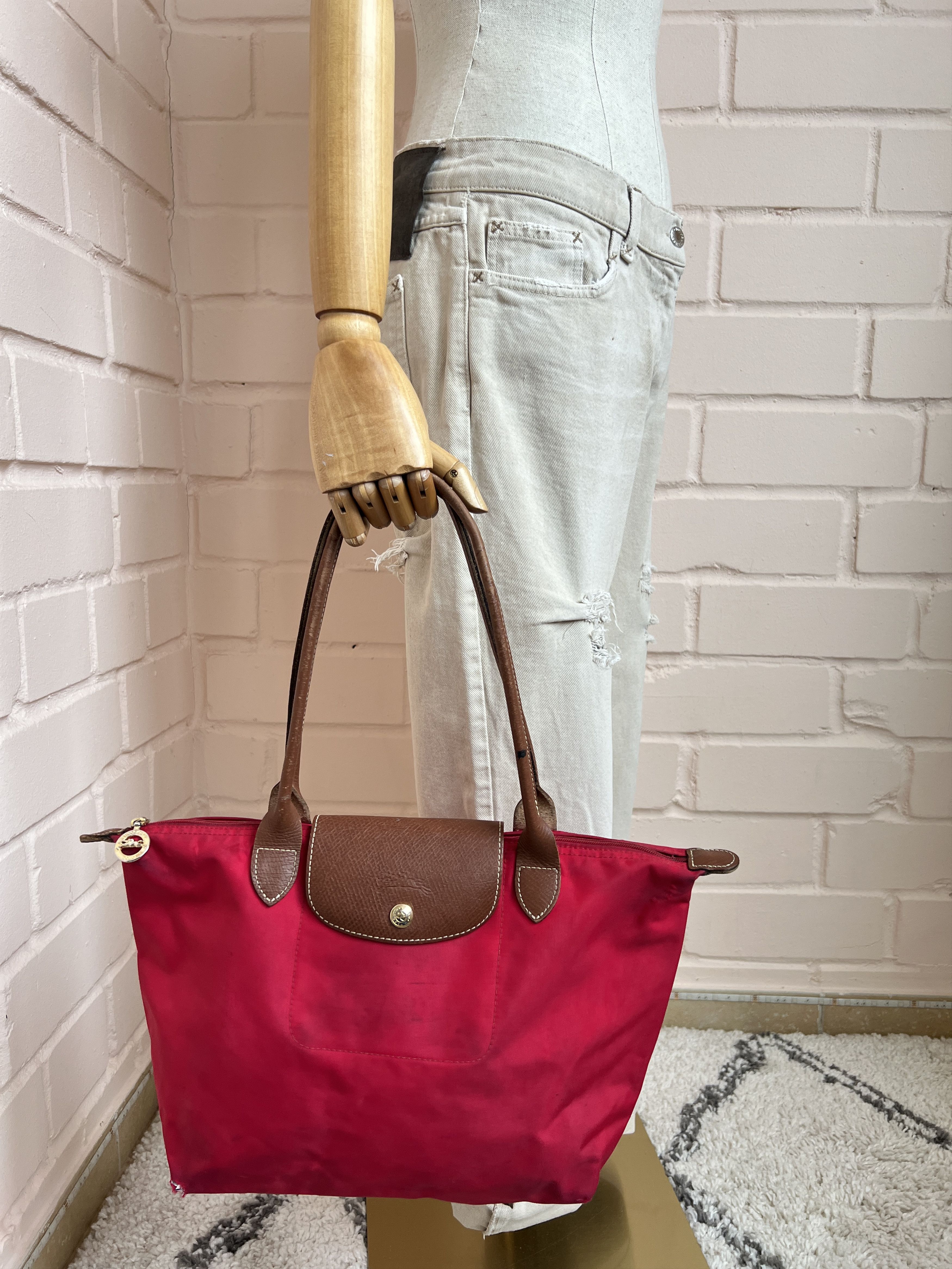 Longchamp × Vintage Vintage Longchamp Le Pliage Shopping Red Nylon Shoulder Bag Size ONE SIZE - 2 Thumbnail