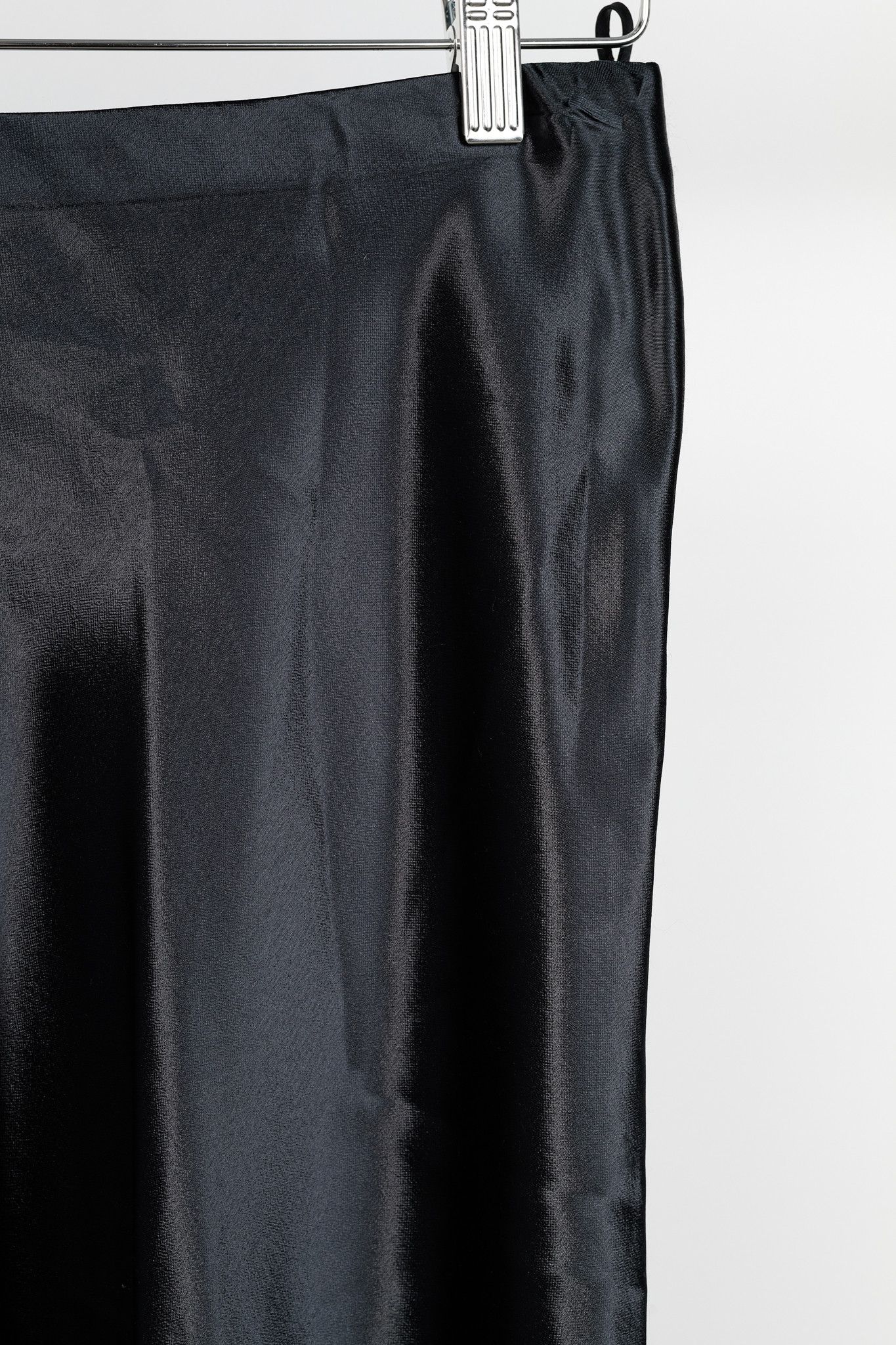The Row The Row Medela Black Viscose-Satin A-Line Midi Skirt Size 29" - 4 Thumbnail