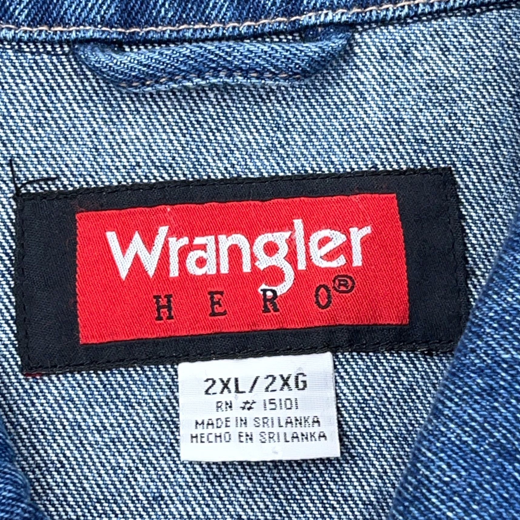 Wrangler VINTAGE Wrangler Denim Jacket Men 2XL Blue Mid Wash Trucker 90s Classic USA Size US 39 - 3 Thumbnail