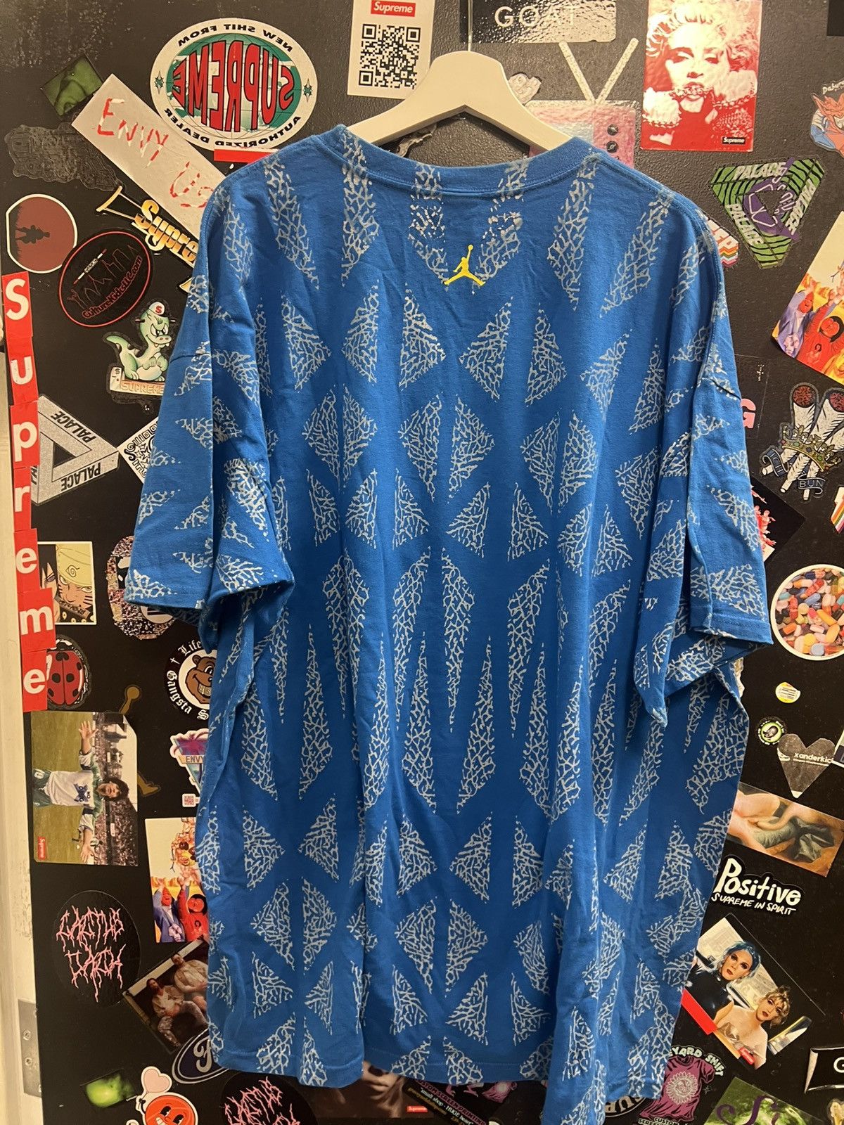 Jordan Brand × Vintage Vintage Jordan Y2K Pattern Shirt Size US XXL / EU 58 / 5 - 2 Thumbnail