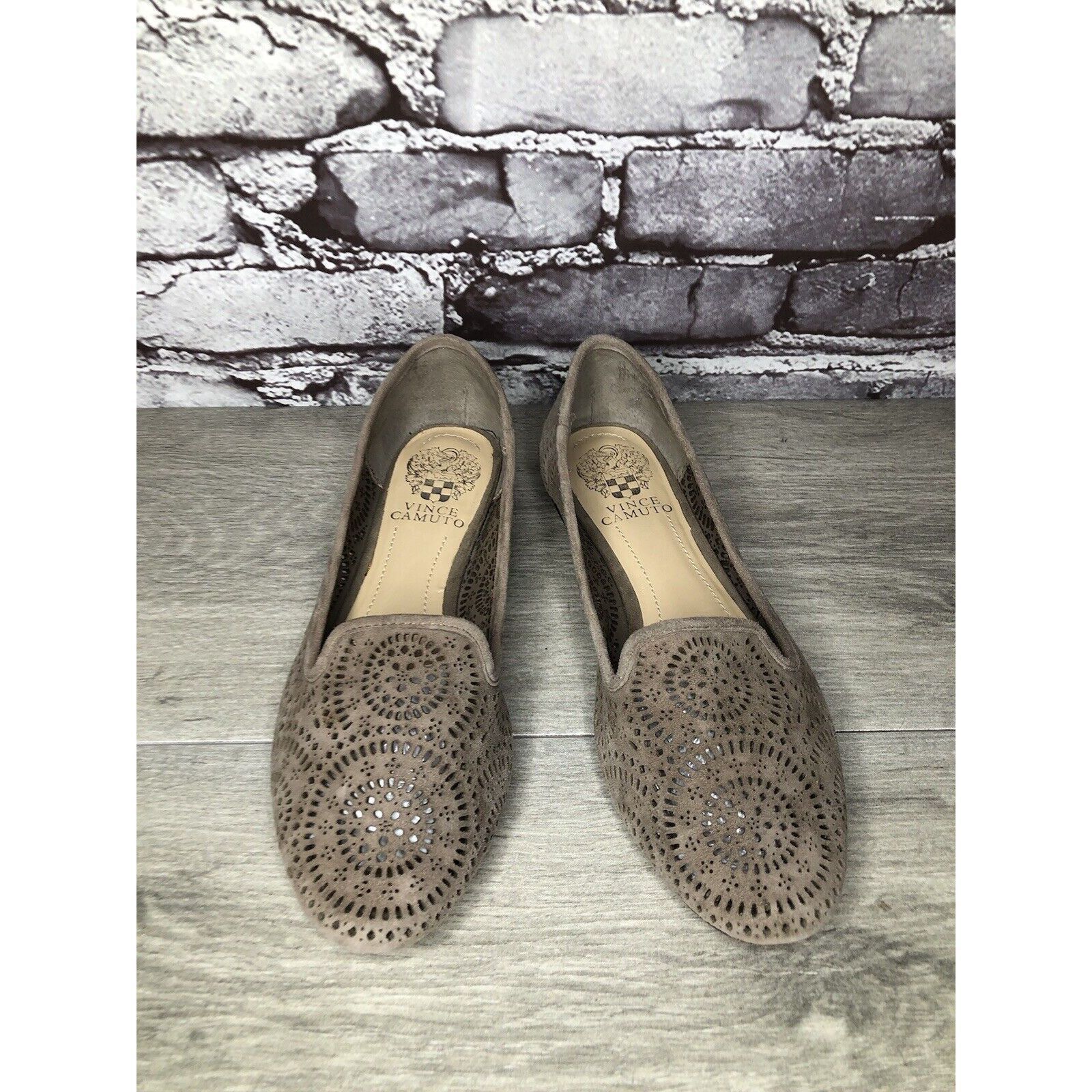 Vince Camuto Vince Camuto Lancaster Taupe Suede Perforated Flats Women’s Size US 6.5 / IT 36.5 - 10 Thumbnail