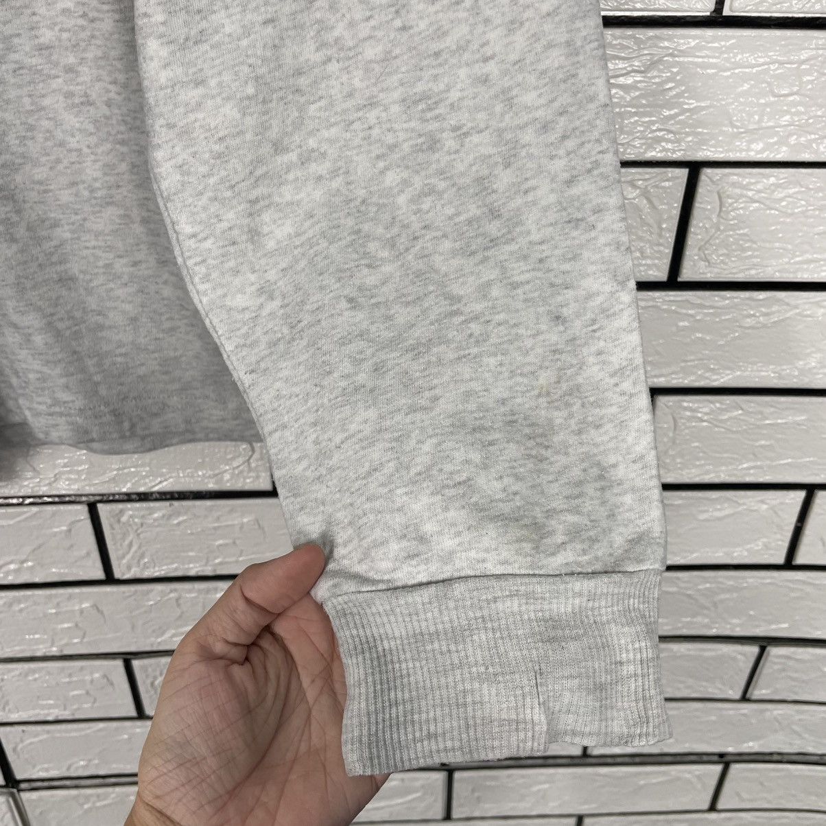 Japanese Brand Vintage Leyton House Small Logo Sweatshirt Size US L / EU 52-54 / 3 - 9 Thumbnail