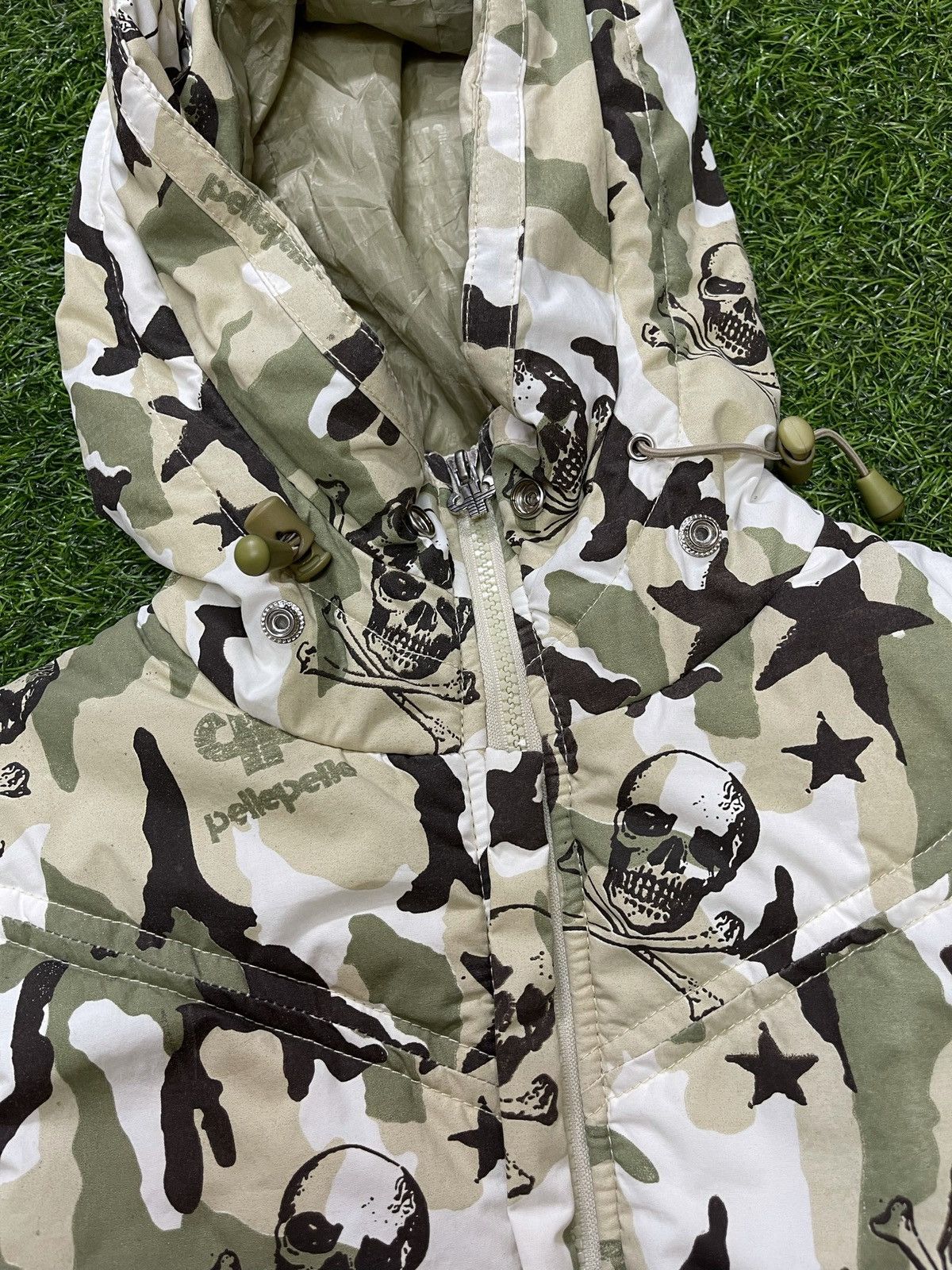 Japanese Brand × Pelle Pelle PELLE PELLE LIMITED EDITION CAMOUFLAGE PUFFER JACKET Size US L / EU 52-54 / 3 - 10 Thumbnail