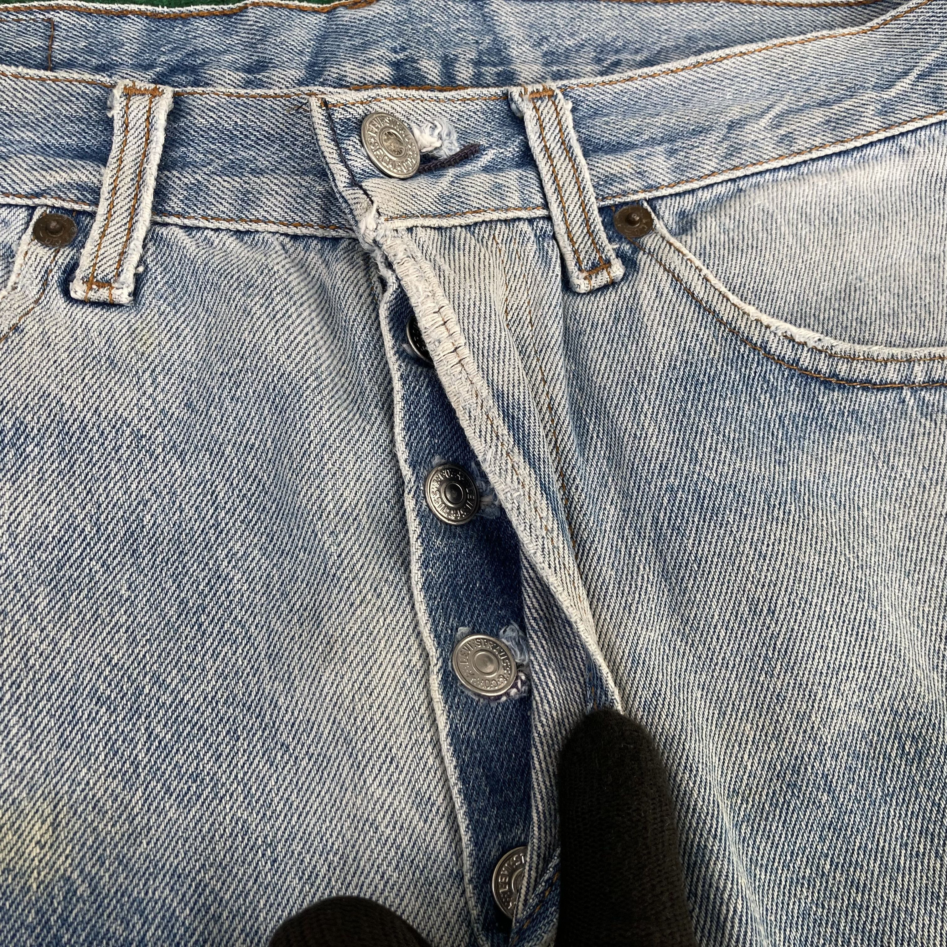 Levi's × Vintage Vintage Levis 501 Short Jorts Distressed Ripped Stains Jeans Size US 29 - 4 Thumbnail