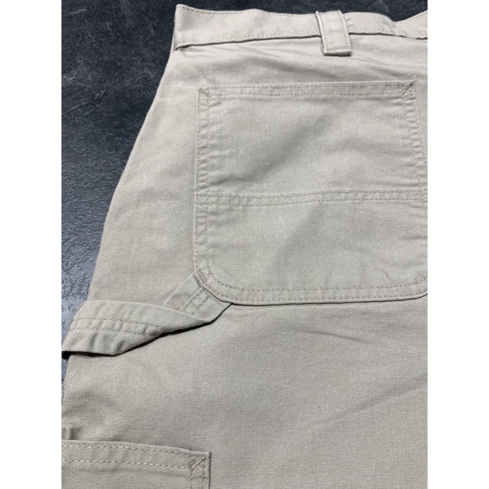 Carhartt VINTAGE Carhartt Cargo Shorts Mens 42 Canvas Beige 10 Inseam 42 Waist Tan Beig e Cotton Workwear Y2K Skater Grunge Regular Mens Size US 42 / EU 58 - 4 Thumbnail