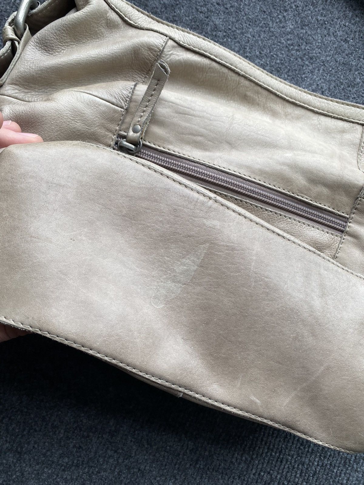 Other 🔥Varese Leather handle bag women one size alt goth emo y2k Size ONE SIZE - 13 Thumbnail