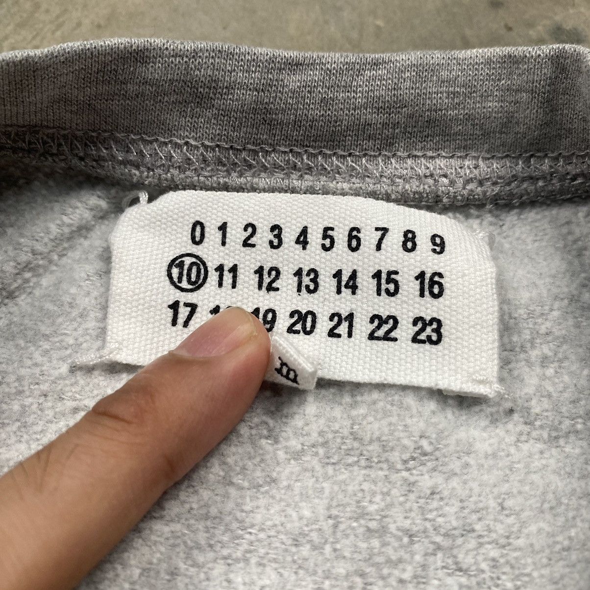 Maison Margiela A/W 13 Belle Ville Double Back Rework Crewneck Size US M / EU 48-50 / 2 - 9 Thumbnail