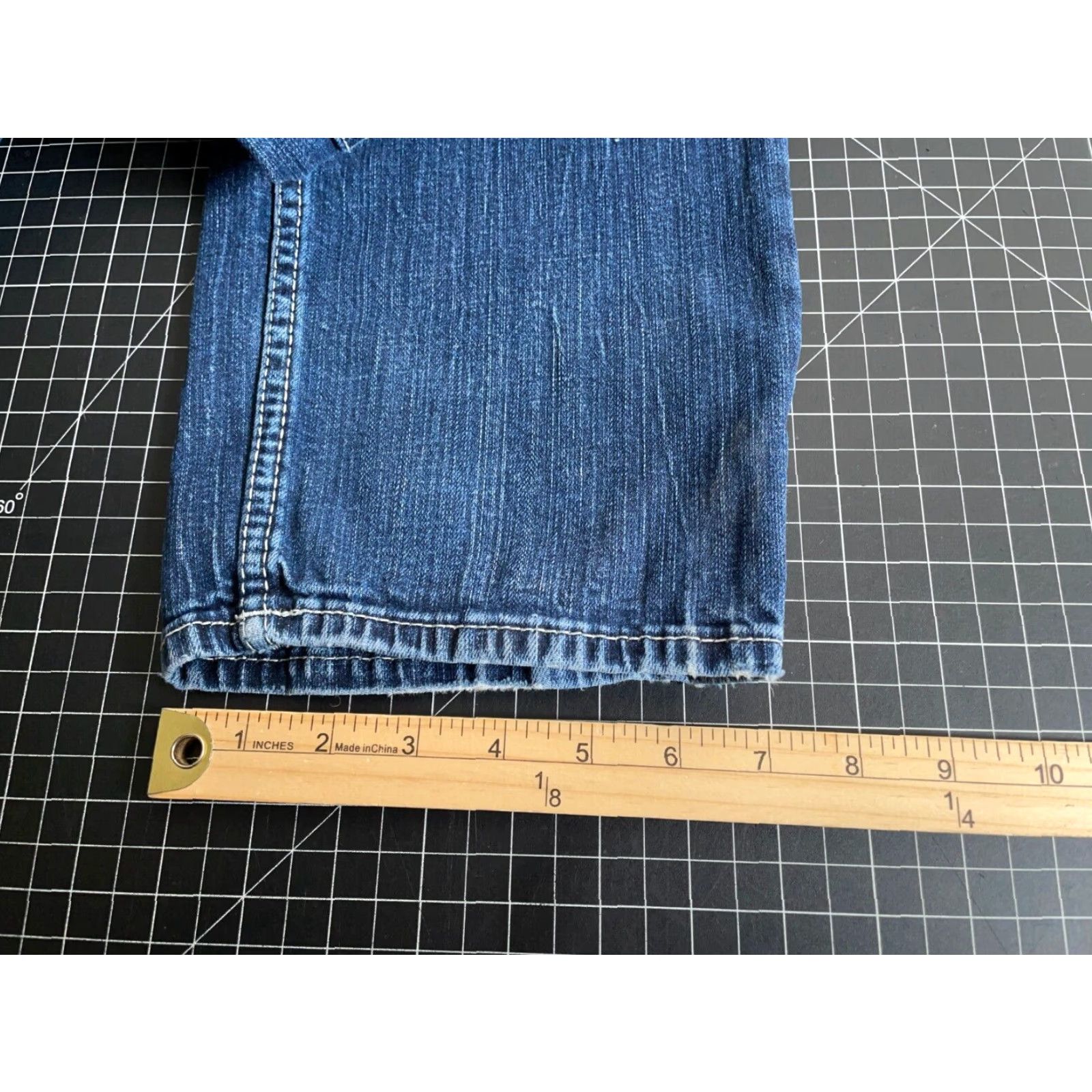 Vintage VINTAGE BKE Carter Men's 33 x 30 Blue Denim Straight Leg Low Rise Stretch Jeans Size US 33 - 7 Thumbnail