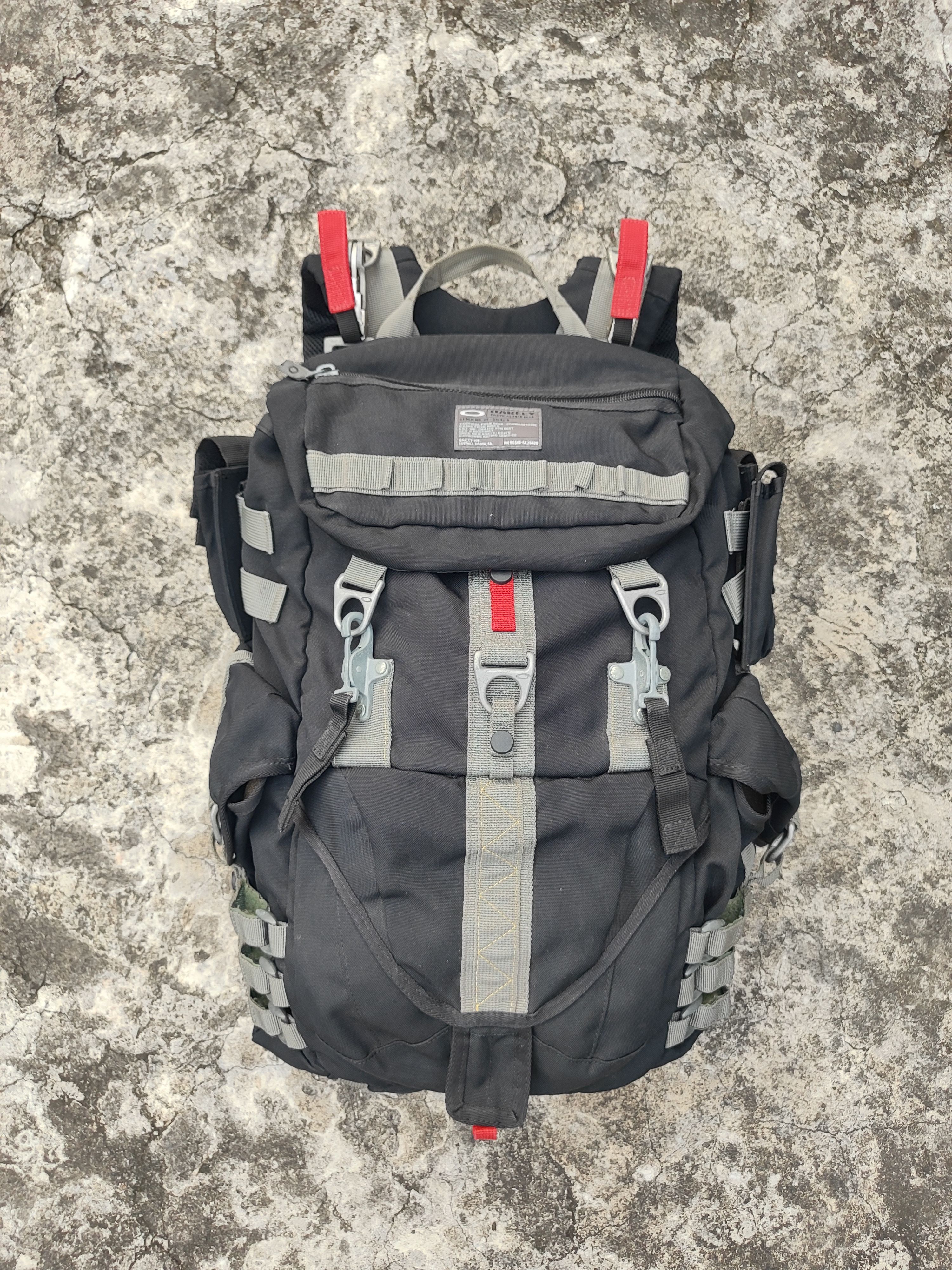 Oakley × Vintage 1990s Oakley Icon 1.0 / Gen 1 Backpack Vintage