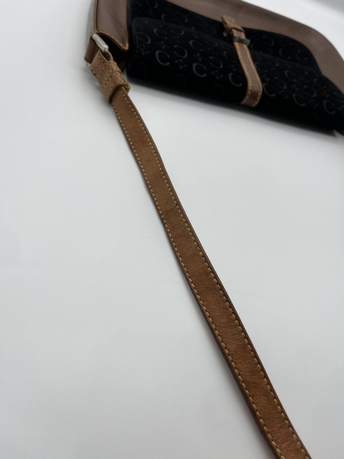 Celine Authentic CELINE Shoulder Bag Size ONE SIZE - 8 Thumbnail