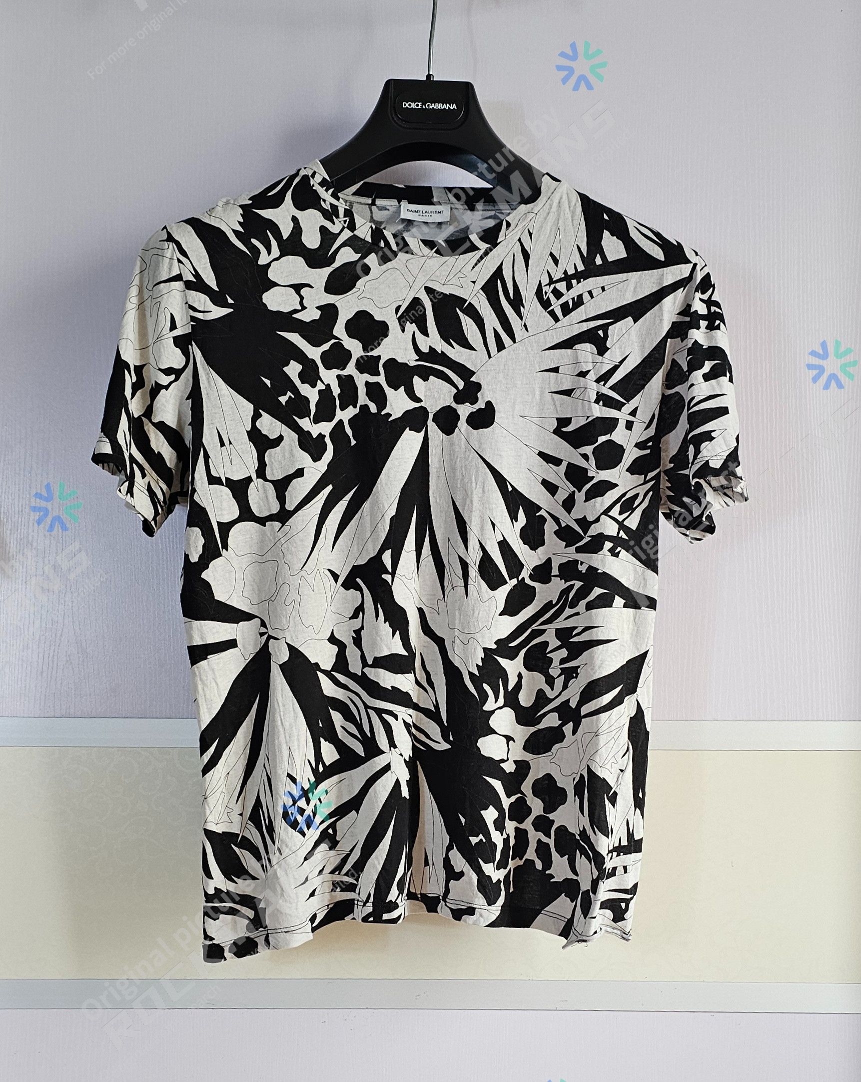 Saint Laurent Paris Saint Laurent SS20 Jungle Flower Print OS T-Shirt - Size XS Size US XS / EU 42 / 0 - 1 Thumbnail
