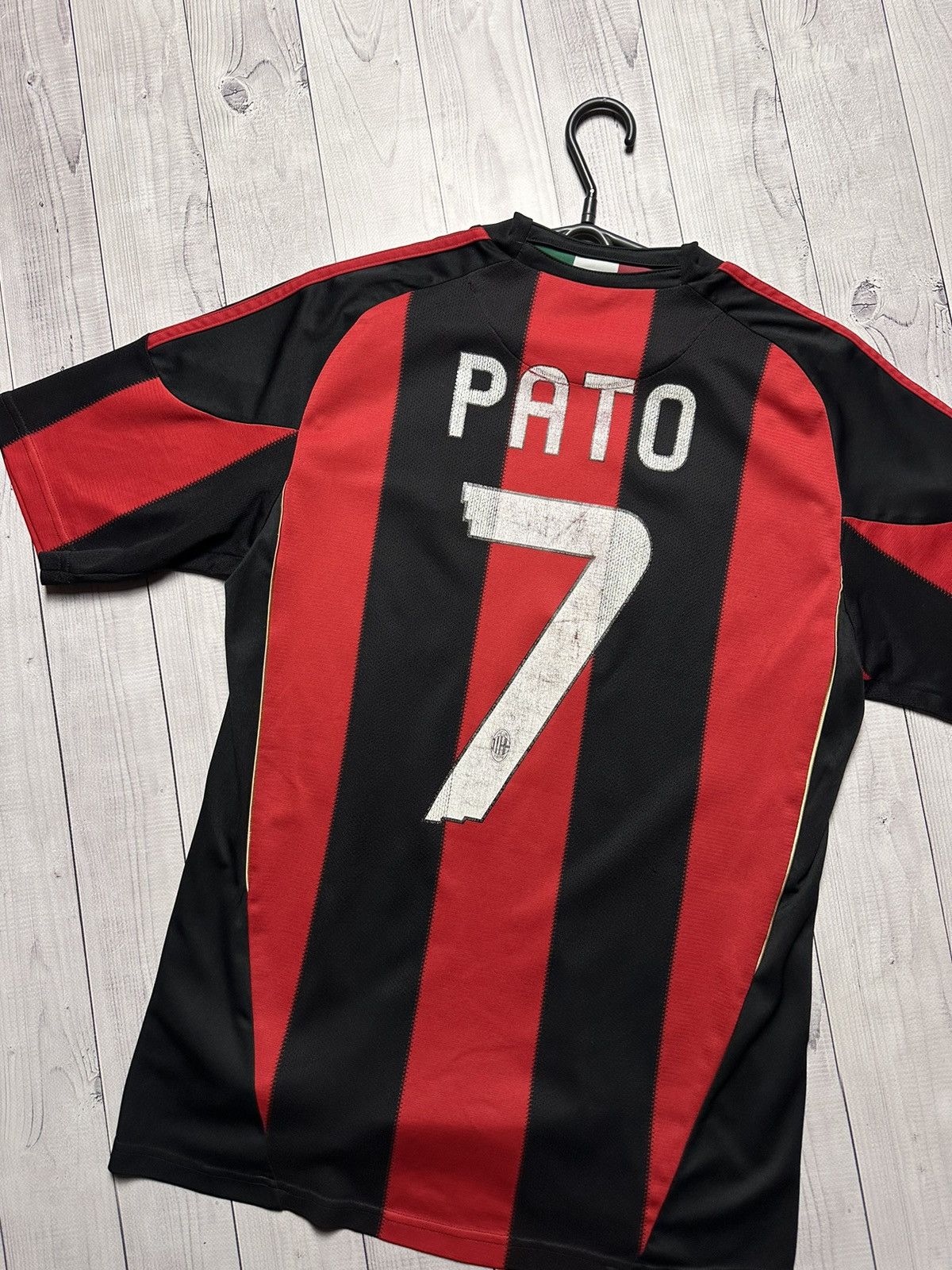Adidas × Vintage Vintage adidas AC Milan soccer jersey size S 7 Pato rare Size US S / EU 44-46 / 1 - 10 Thumbnail
