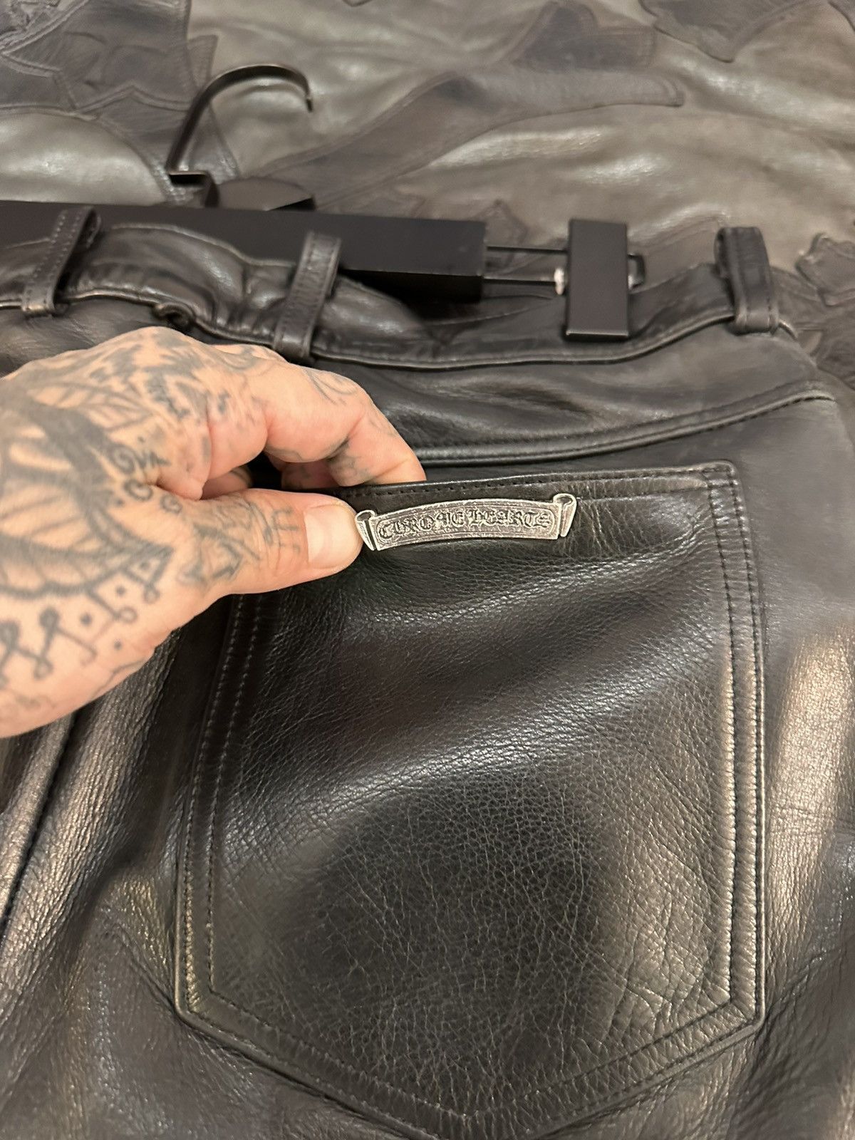 Chrome Hearts CHROME HEARTS CUSTOM STUDDED ROCKSTAR LEATHER JEANS CROSS Size US 30 / EU 46 - 14 Thumbnail