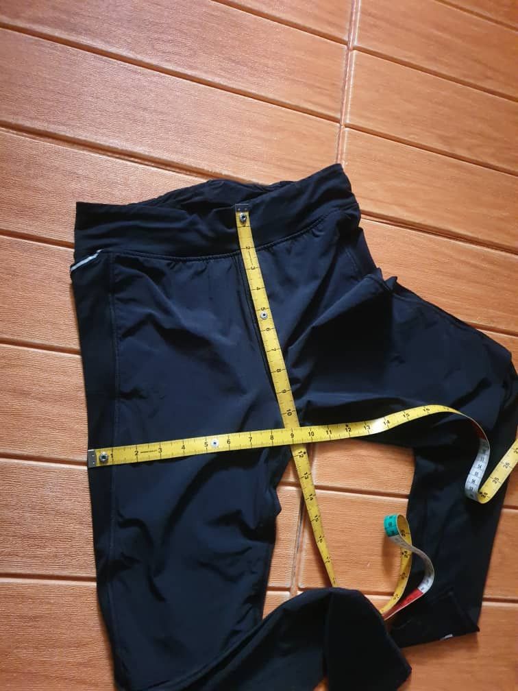 Under Armour Under Armour black leggings pant Size US 31 - 7 Thumbnail