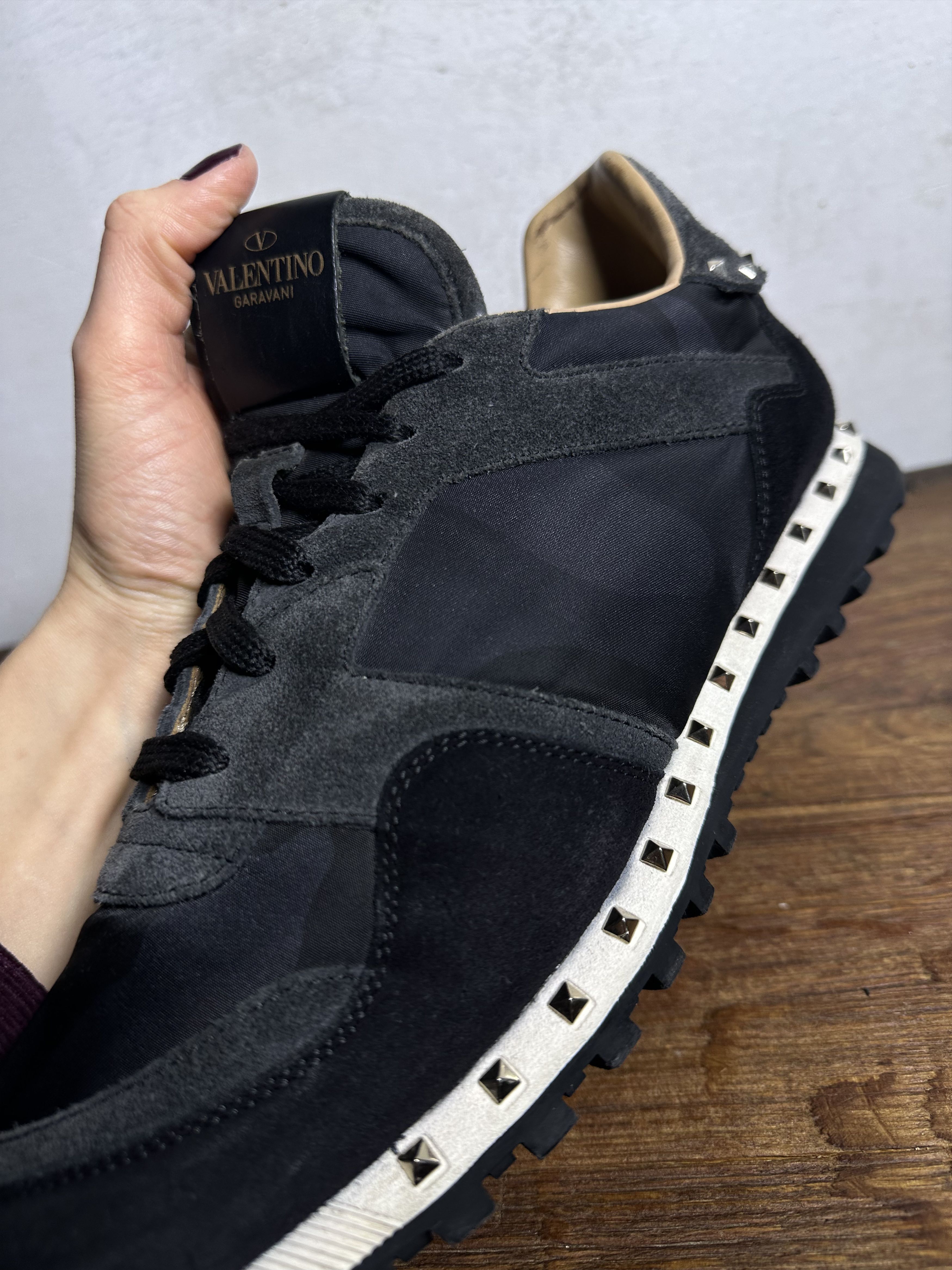 Valentino Valentino Garavani Suede-trim Soul Rockstud sneakers Size US 10 / EU 43 - 17 Thumbnail