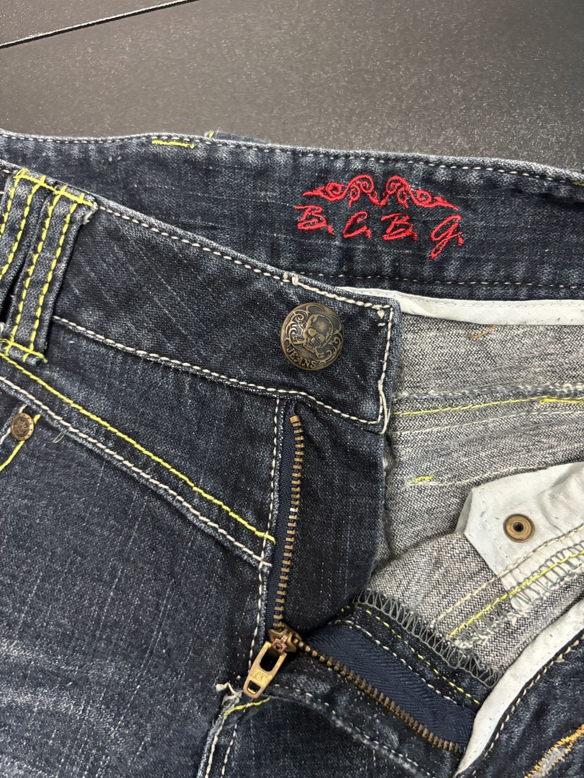 BCBGeneration Y2K BCBG Flare Bootcut Denim Jeans Size 28" / US 6 / IT 42 - 8 Thumbnail