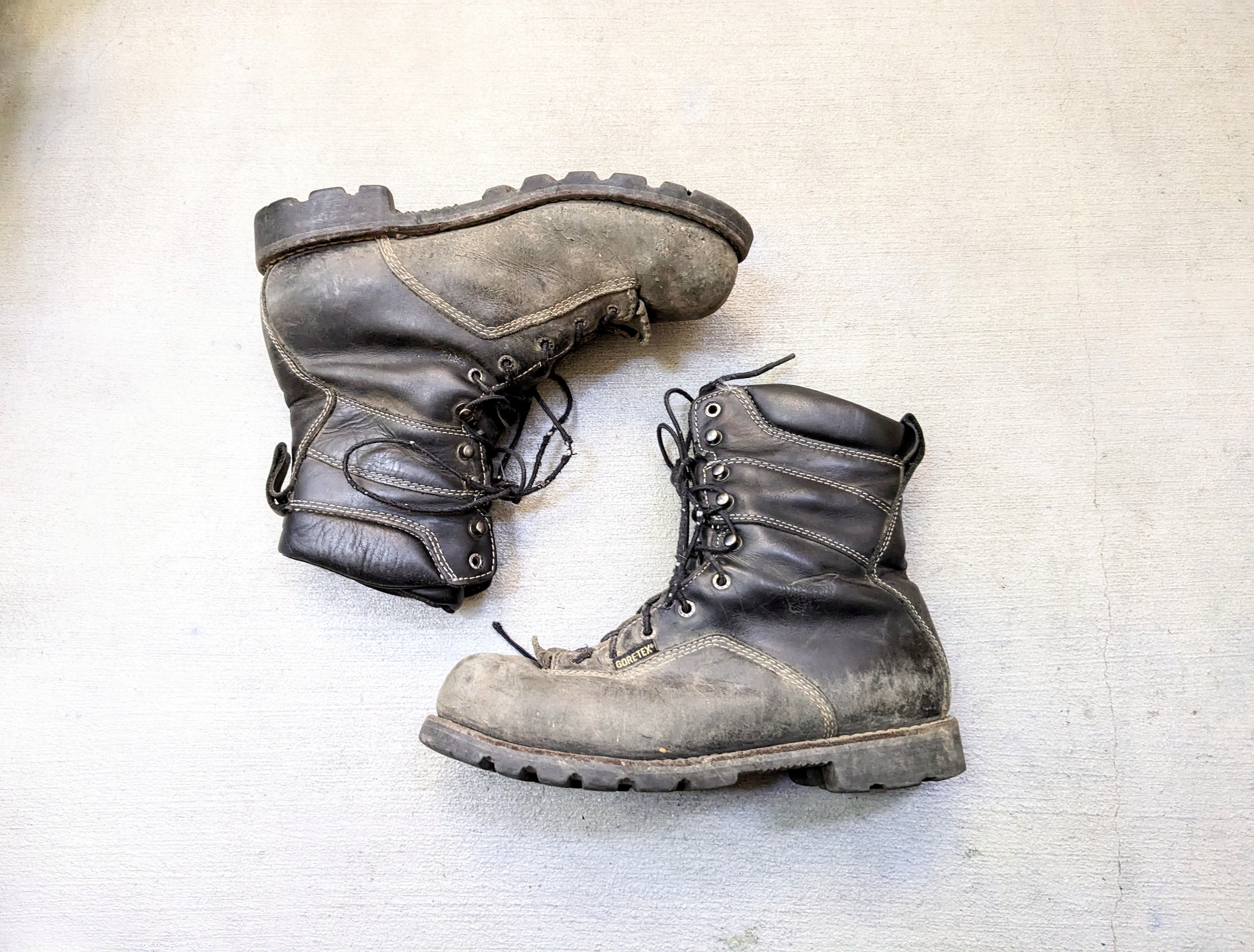 Red Wing Vintage Red Wings Work Boots 11.5 D Combat Black Leather Size US 11.5 / EU 44-45 - 1 Thumbnail