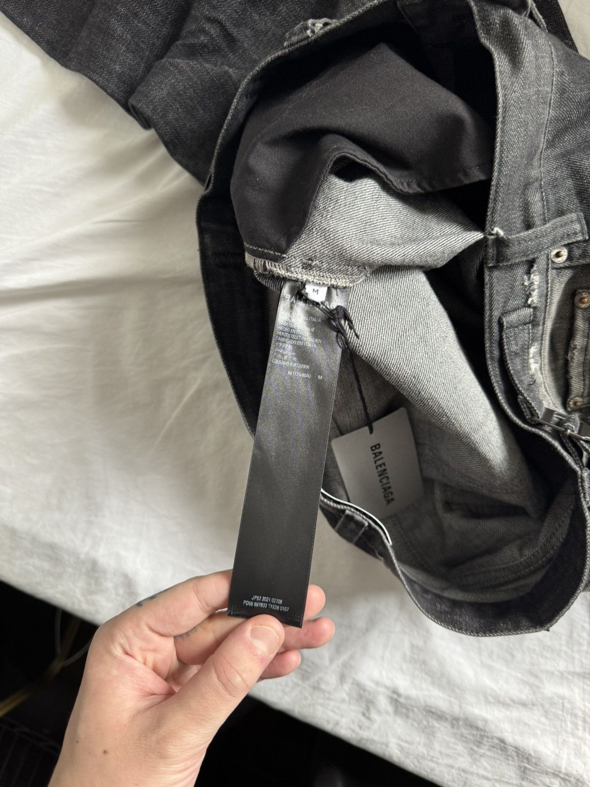 Balenciaga Skater / Red Carpet Denim Size US 34 / EU 50 - 10 Thumbnail