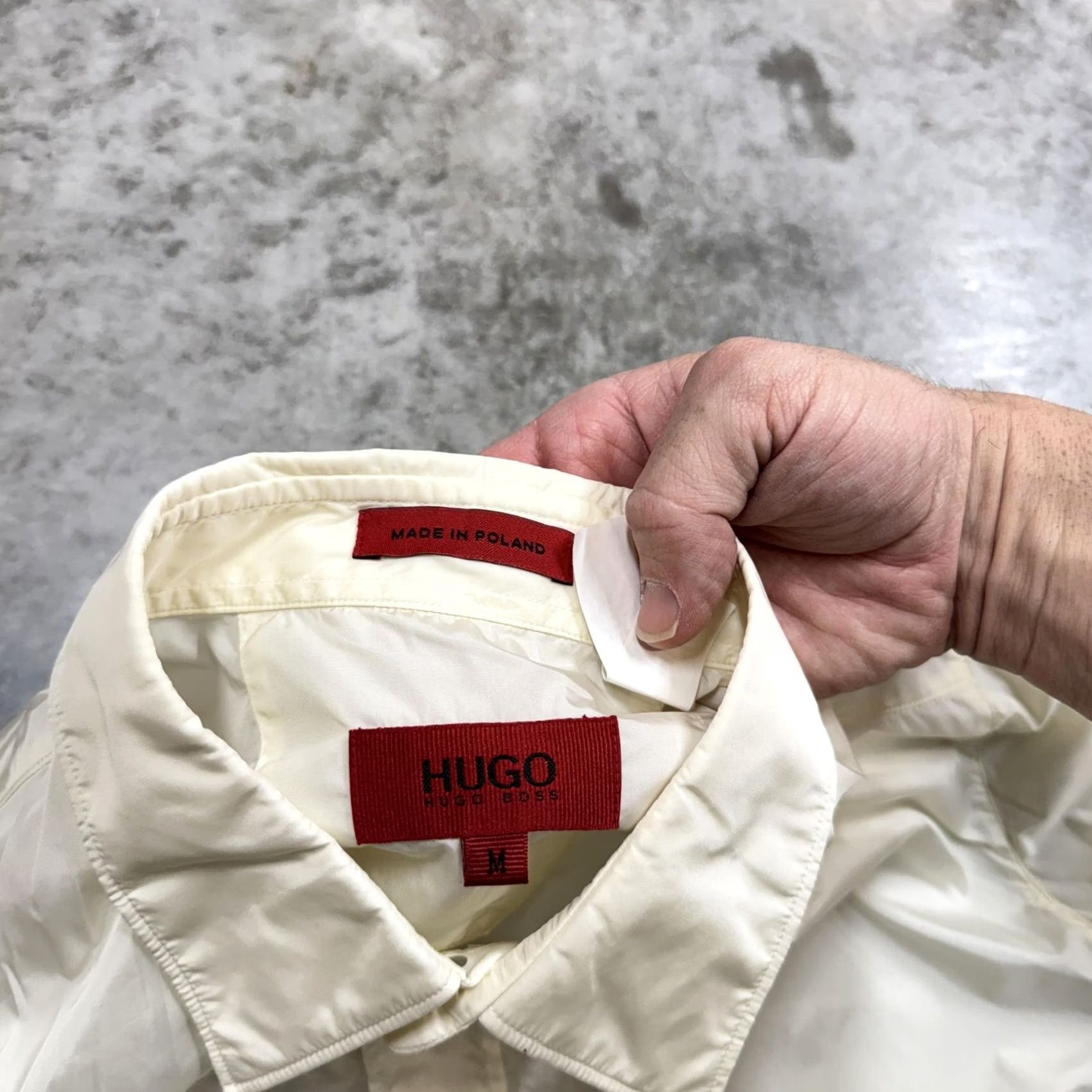 Hugo Boss HUGO BOSS Shirt Mens M Ivory Hidden Snap Front Long Sleeve Dress Shirt Shirt Mens M Ivory Hidden Snap Front Long Sleeve Dress Shirt Size 40R - 4 Thumbnail