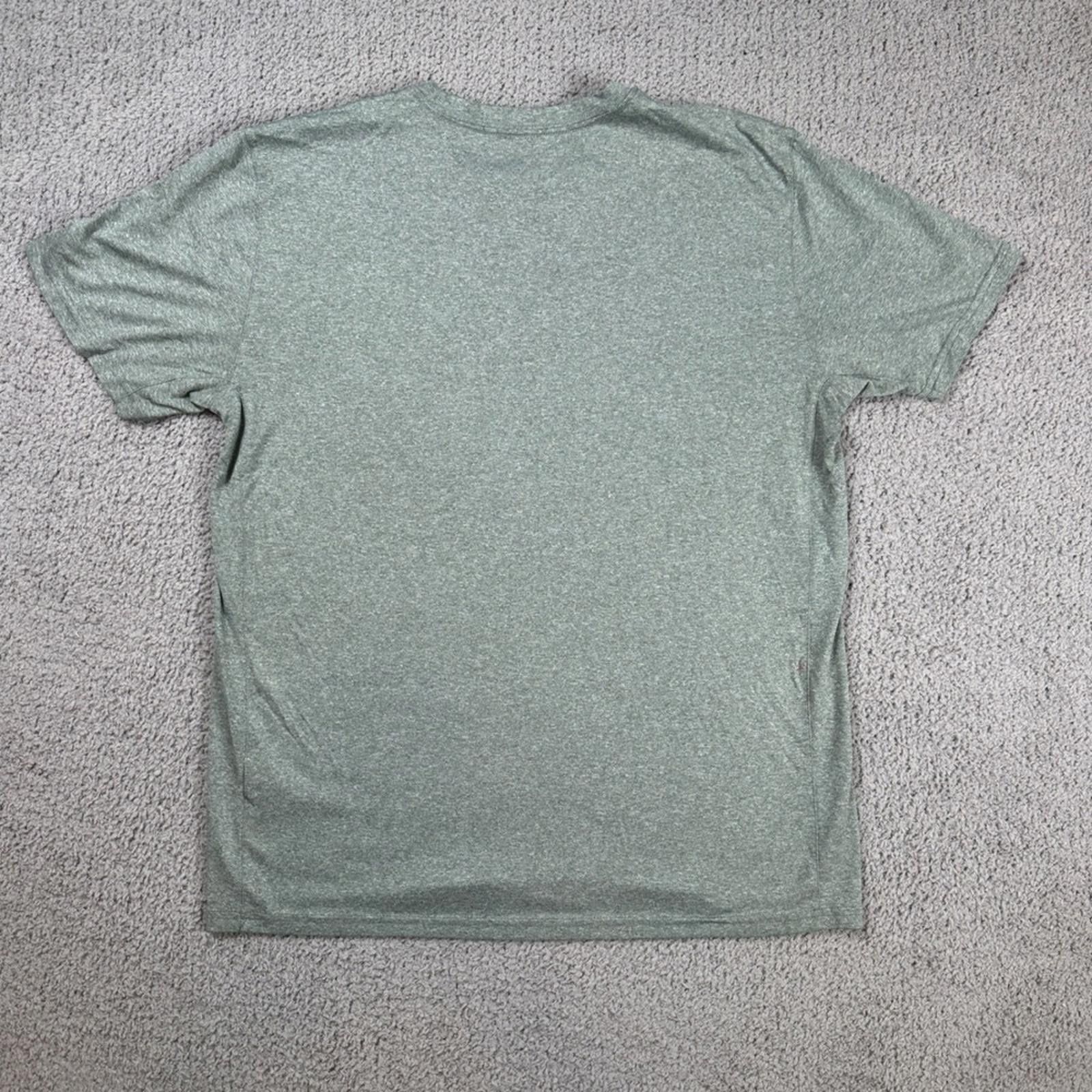 Nike Nike Dri Fit T Shirt Men M Gray Athletic Short Sleeve Swoosh Size US M / EU 48-50 / 2 - 3 Thumbnail
