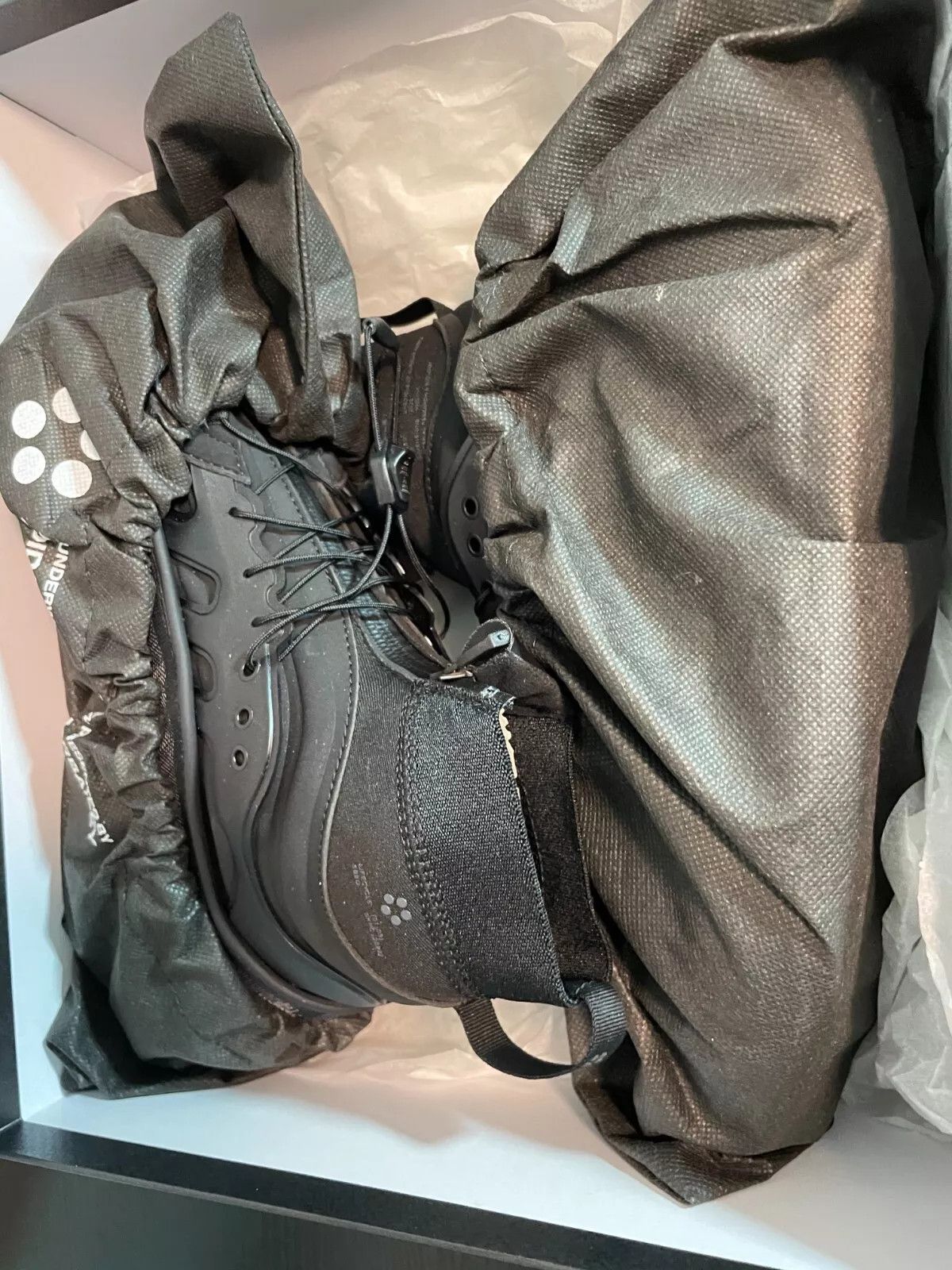 Adidas Ozmorphis Size US 6 / EU 39 - 3 Thumbnail