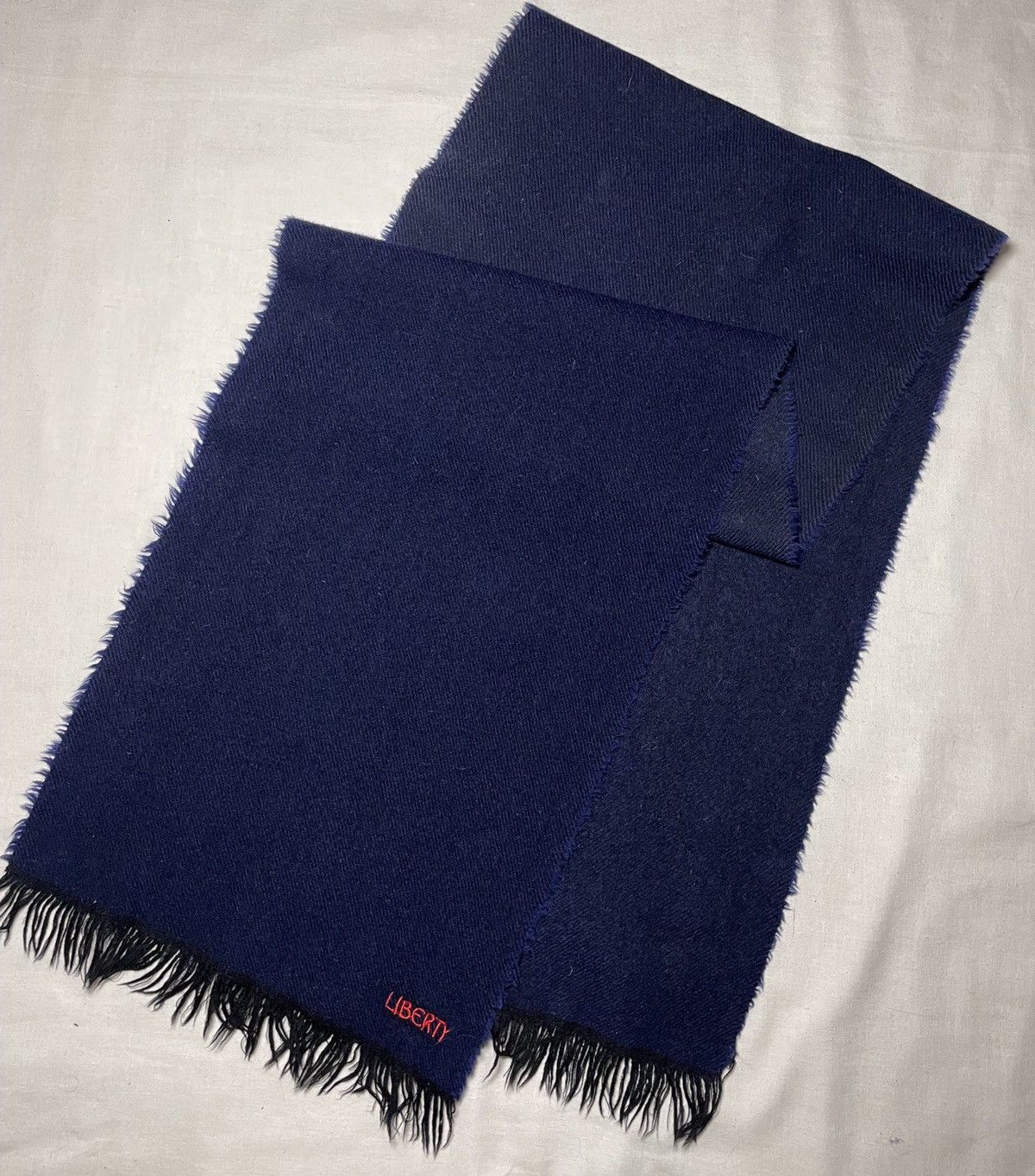 Liberty × Liberty London Liberty navy wool scarf Size ONE SIZE - 3 Thumbnail
