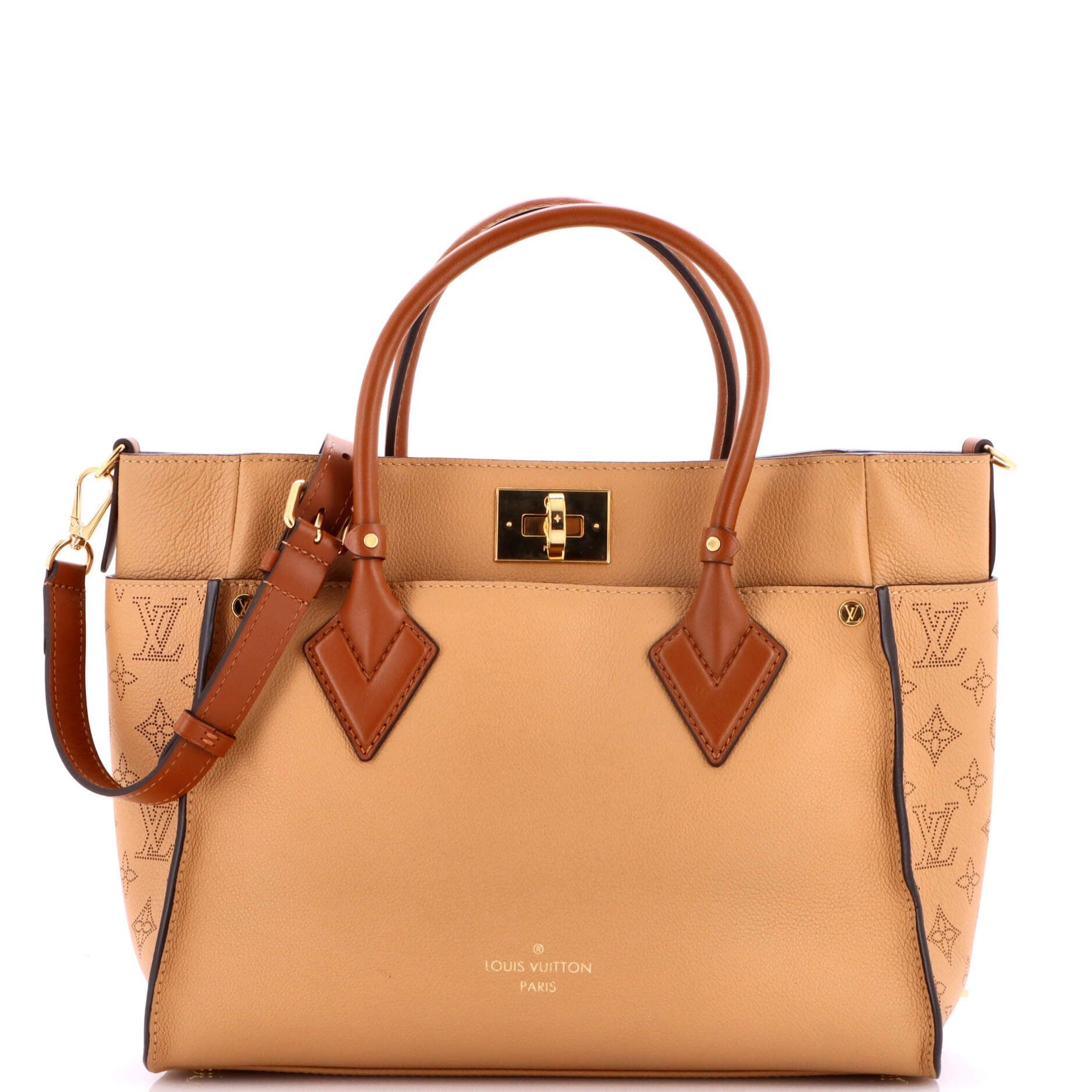 Louis Vuitton On My Side Tote Size ONE SIZE - 1 Thumbnail