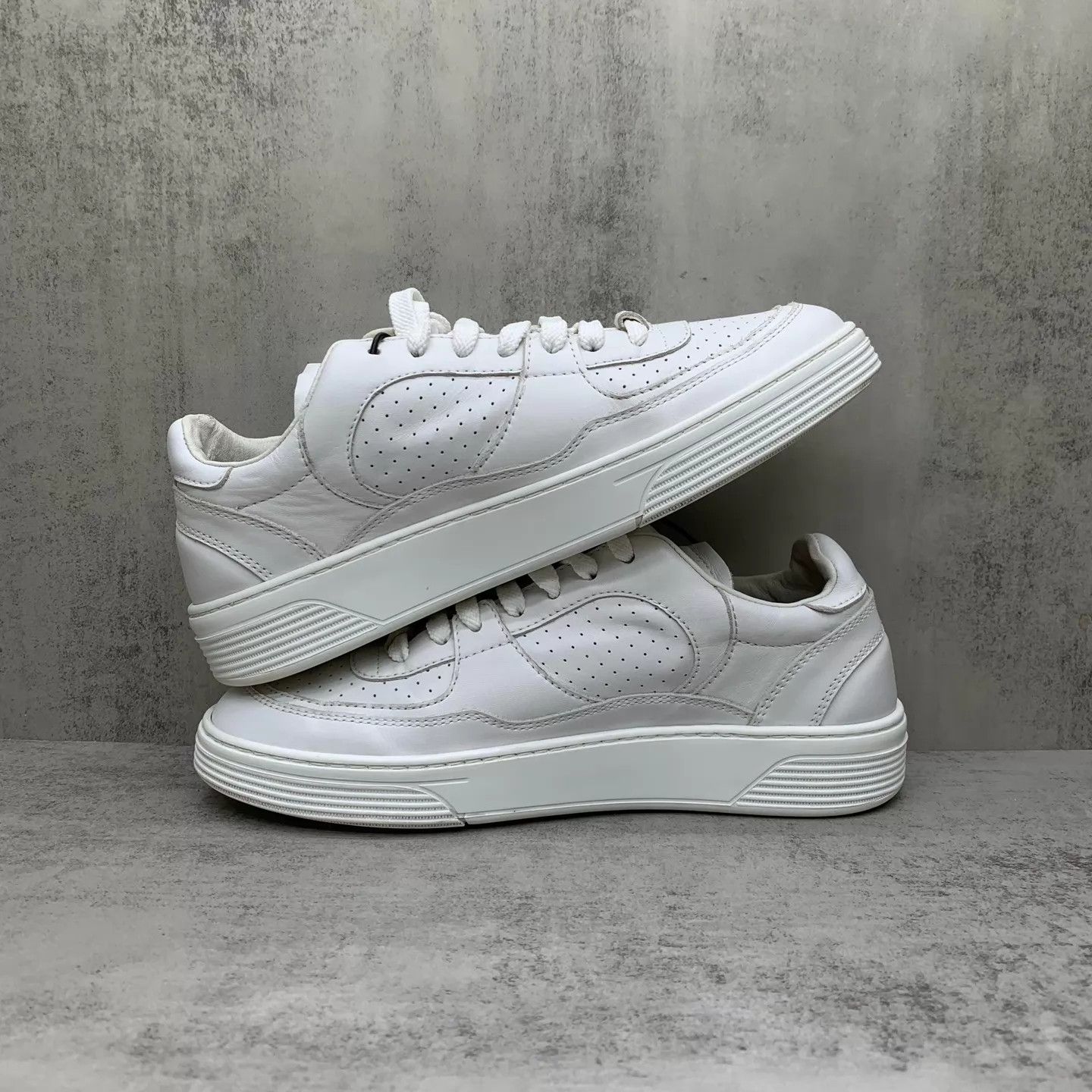 Chanel Chanel white side logo trainer 37 98 new Size US 6.5 / IT 36.5 - 3 Thumbnail