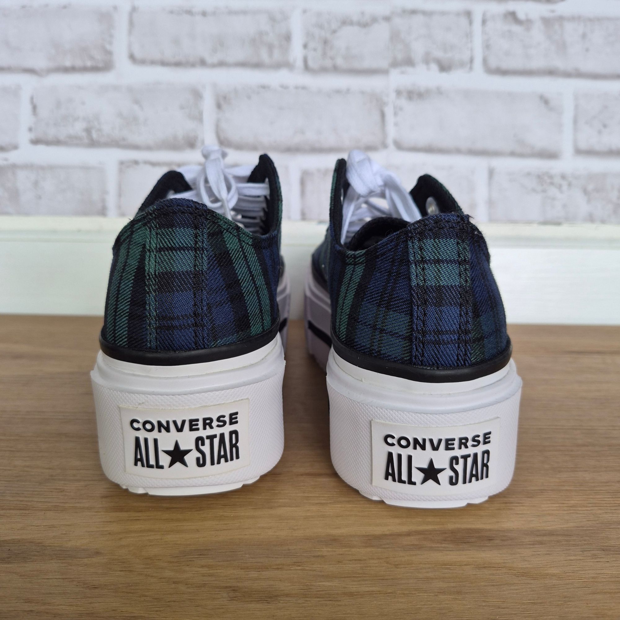 Converse ⭐Converse Lift Double Stack Platform Plaid Sz 7 Mens shoes S Size US 7 / EU 40 - 4 Thumbnail