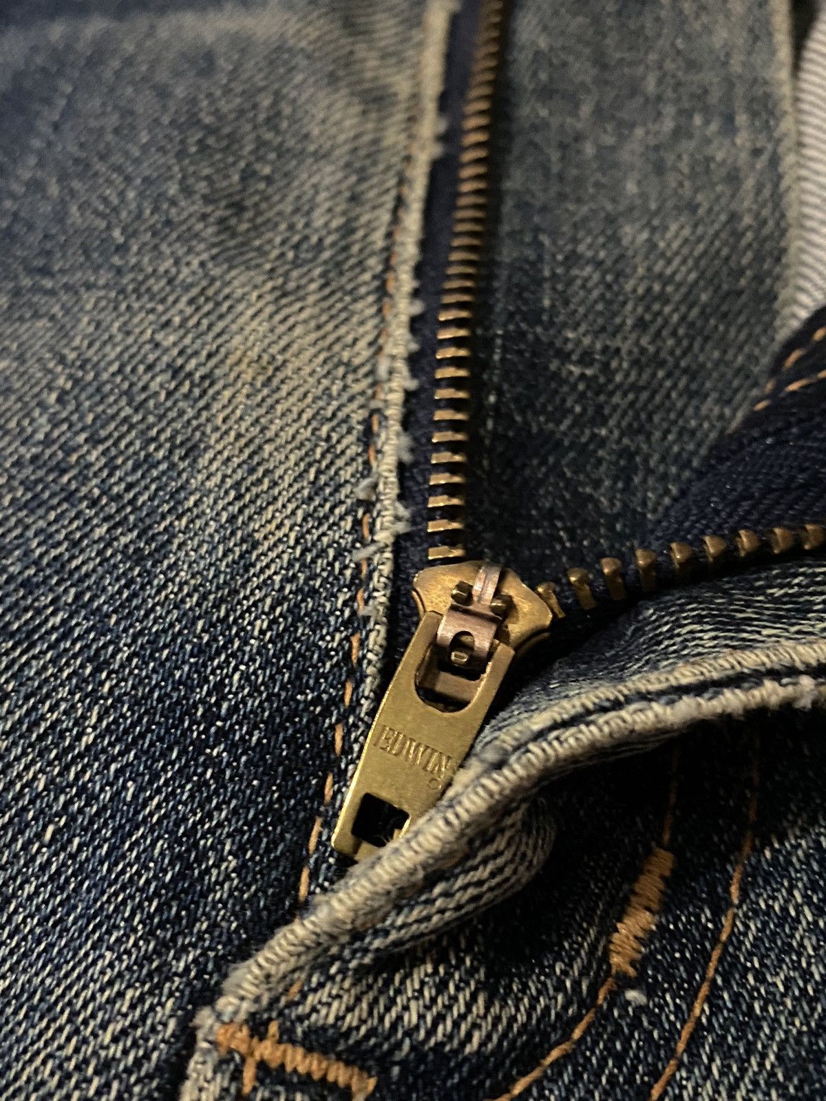 Vintage Edwin 403 W-Flex Dirty Washed Distress Straight Cut