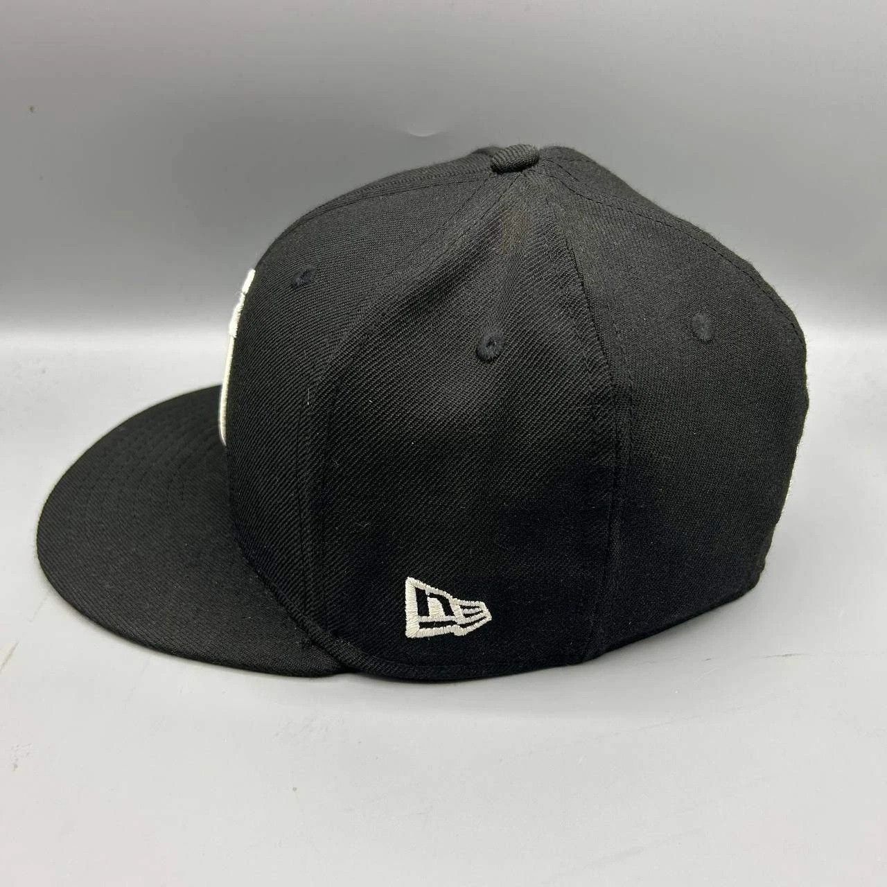 New Era Golden State Warriors GSW Hat Men 7 Black NBA Fitted Wool Size ONE SIZE - 4 Thumbnail