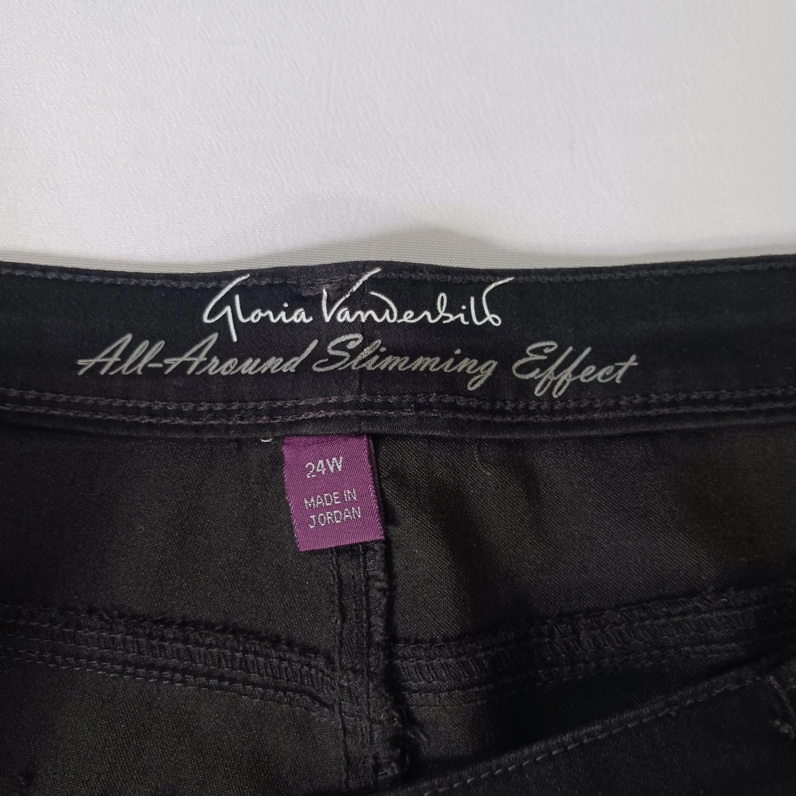Other Gloria Vanderbilt LCF23235R AVERY Womens Black Shorts Sz 24W Size 42" / US 20 - 4 Thumbnail