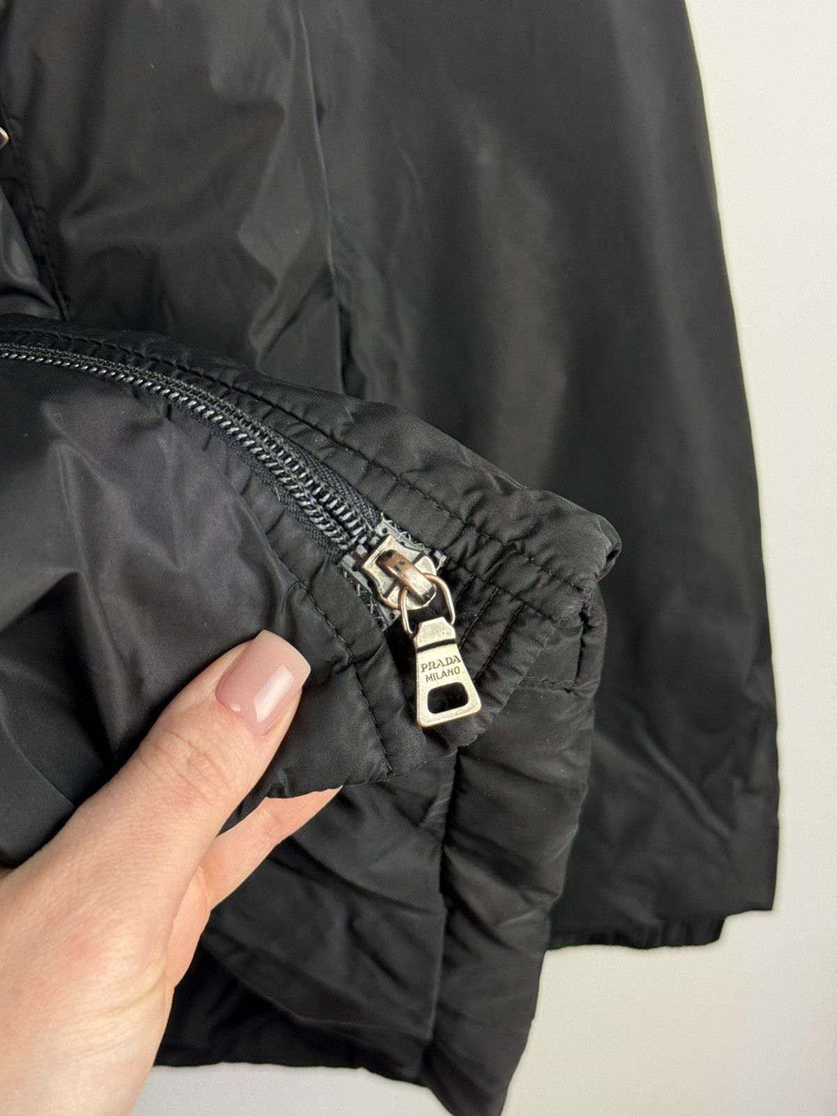 Prada Prada Men’s Vintage Ski Mask Hooded Jacket Size 52 Size US L / EU 52-54 / 3 - 7 Thumbnail