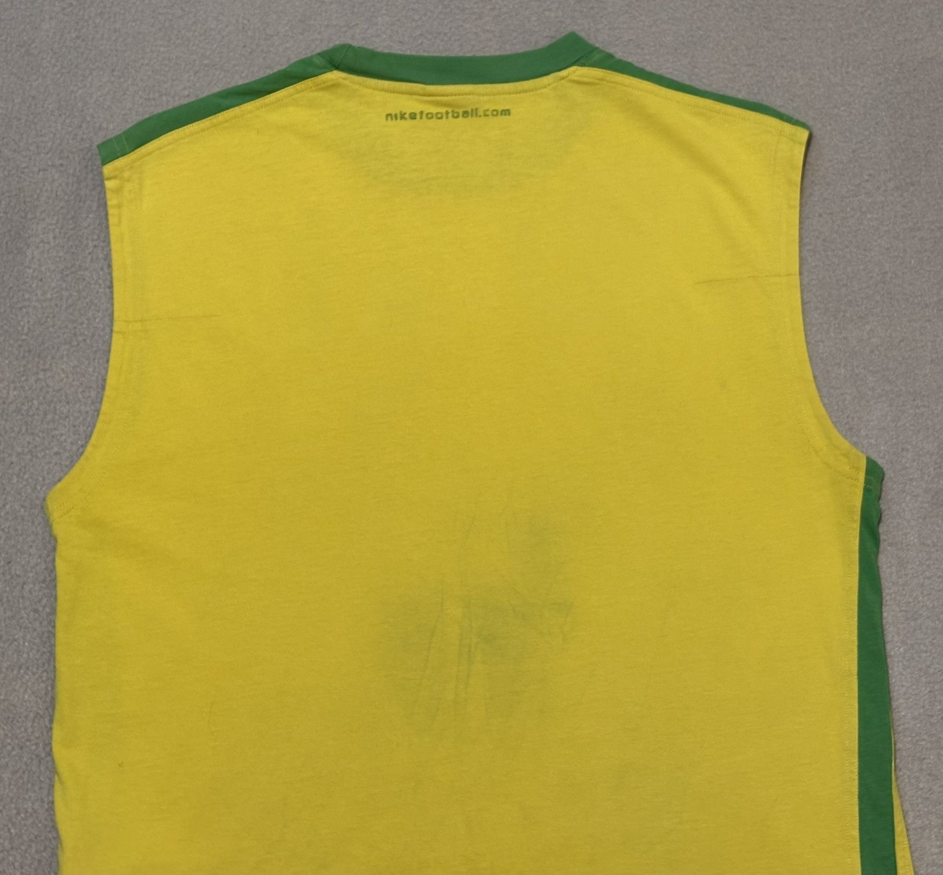 Nike Brazil Ole Nike Tank Top Size S Size US S / EU 44-46 / 1 - 13 Thumbnail