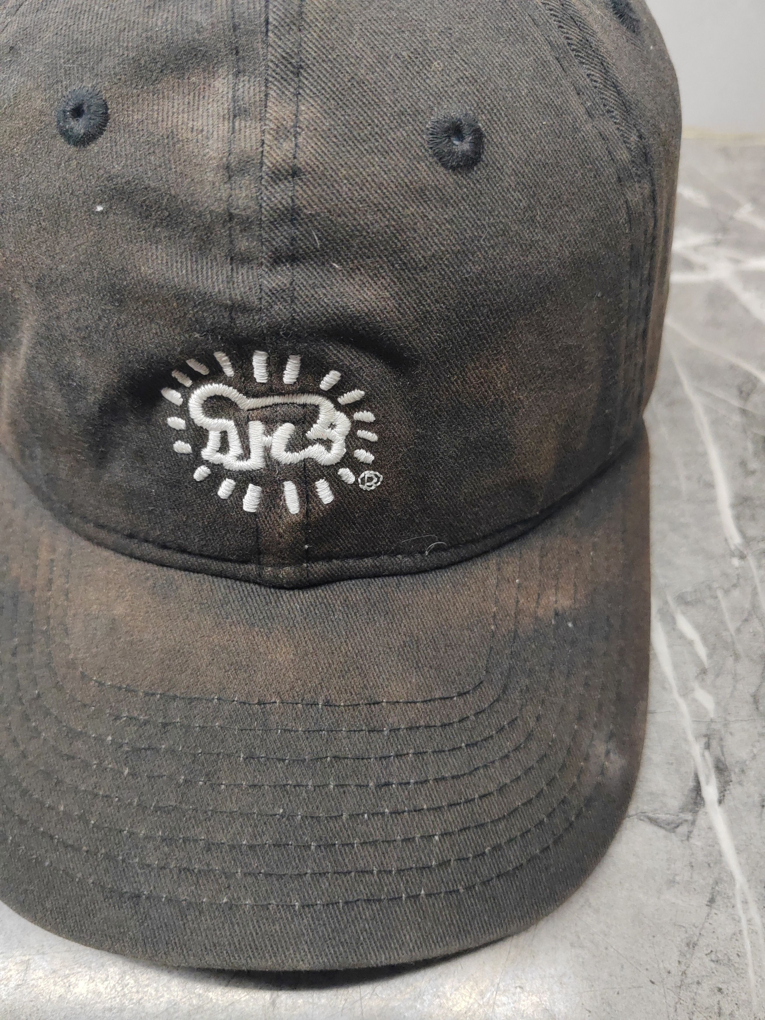 Keith Haring Vintage Keith Haring x New Era Faded Distressed Style Cap Size ONE SIZE - 3 Thumbnail